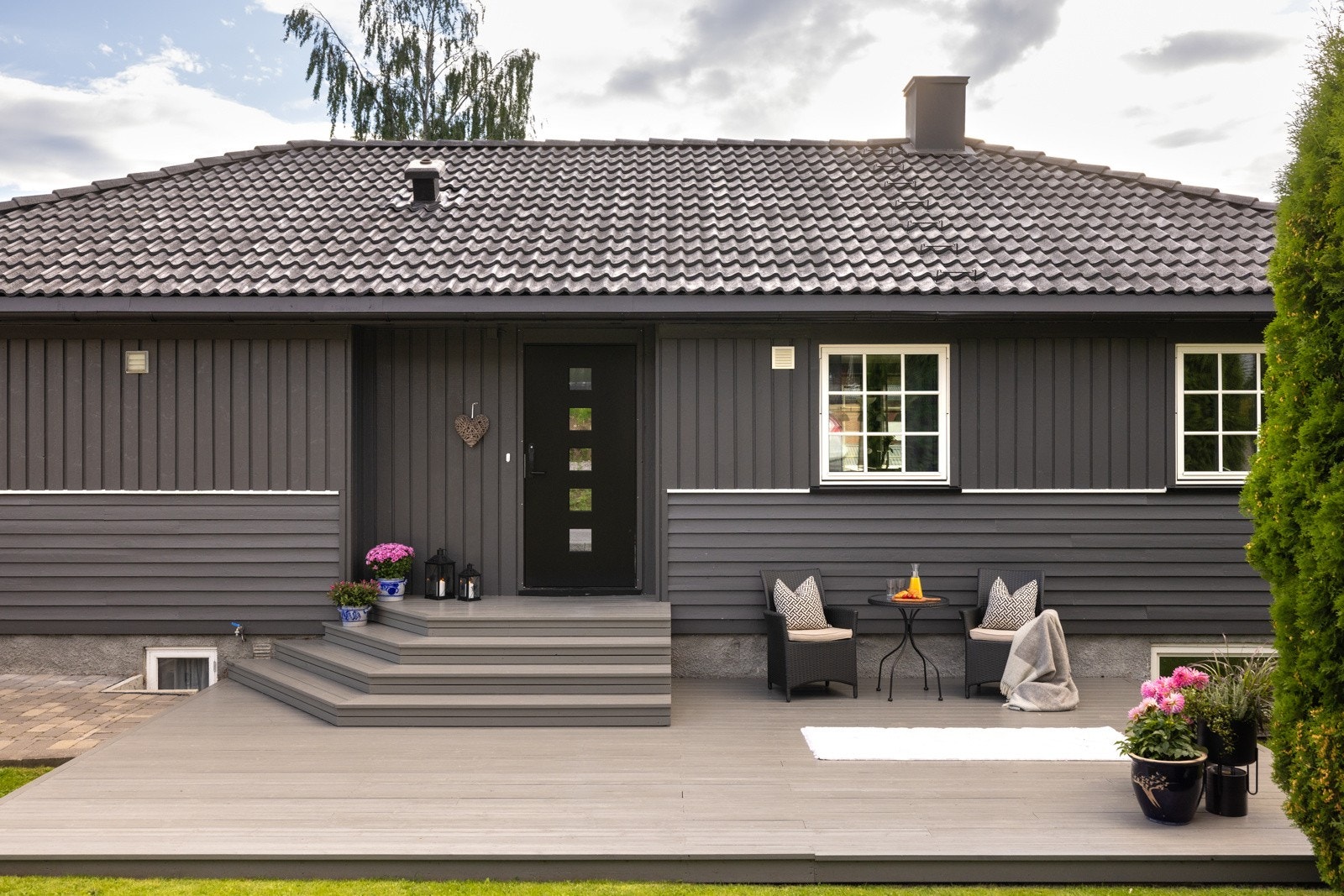 Fasade inngangsparti. Galleribilde