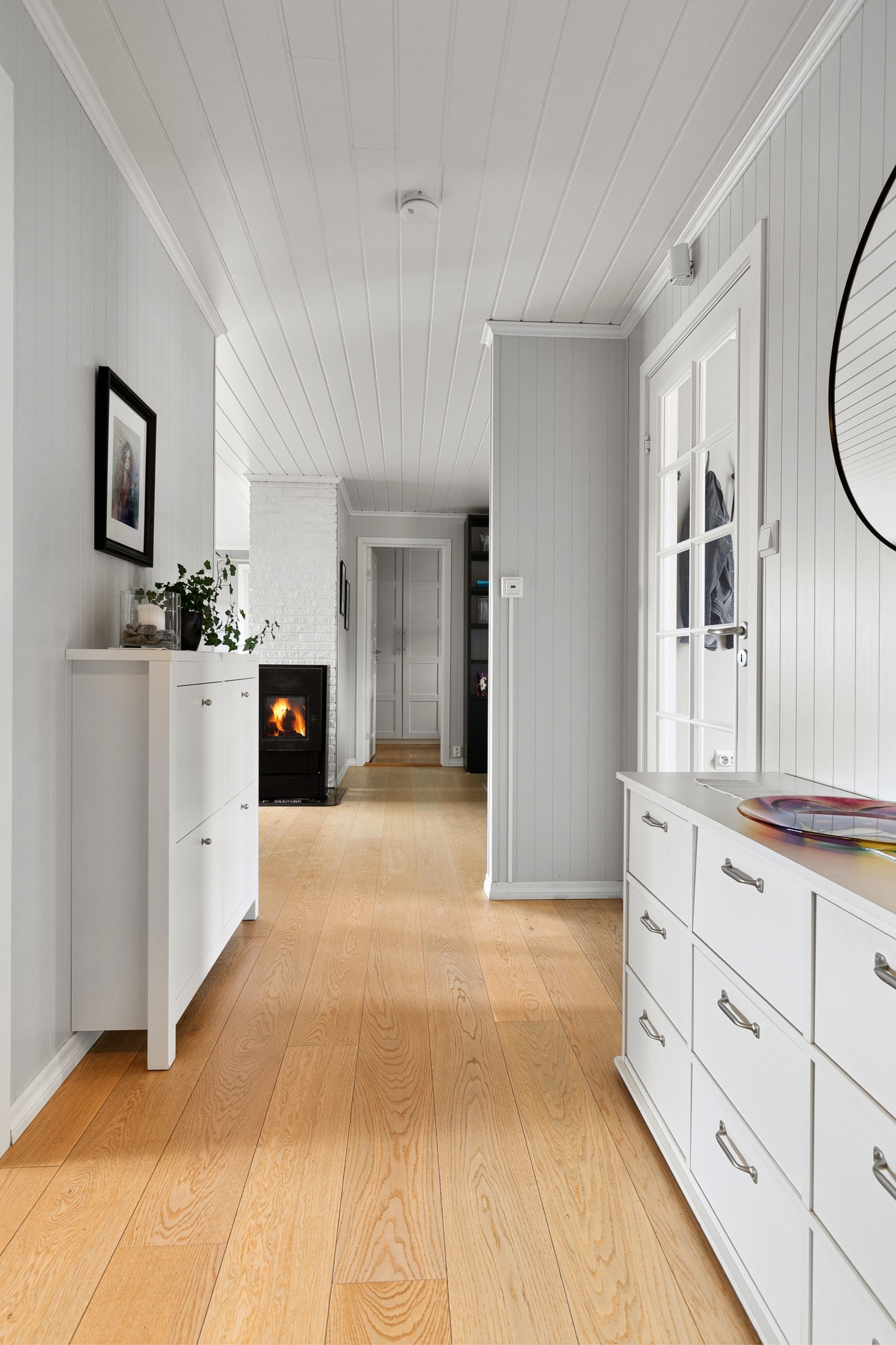 Gang i hovedetasjen. Galleribilde