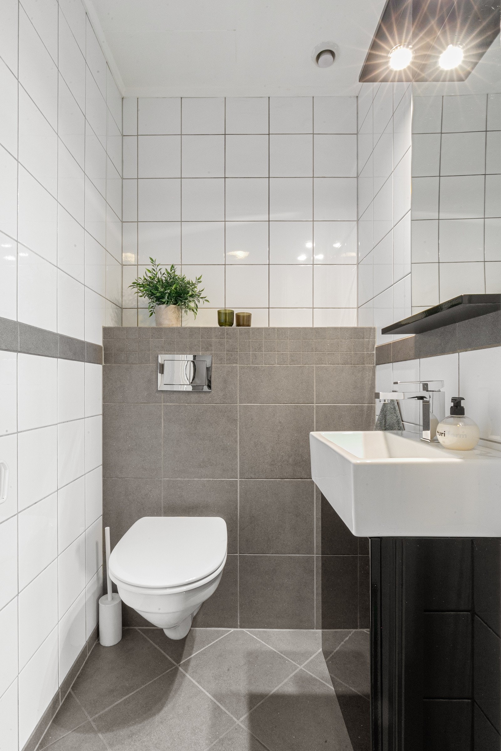 Et praktisk, separat toalett perfekt for familien ved travle morgener. Galleribilde