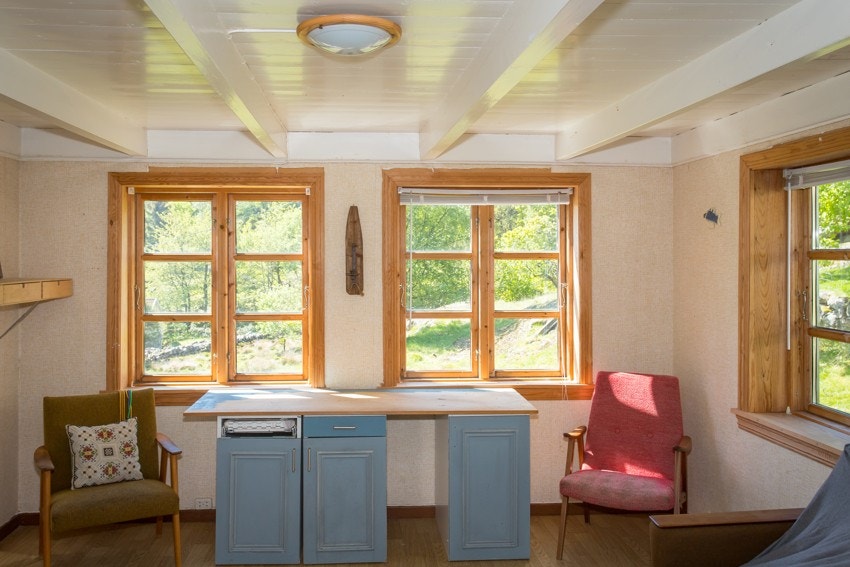 Gode vindusflater i stuen. Galleribilde