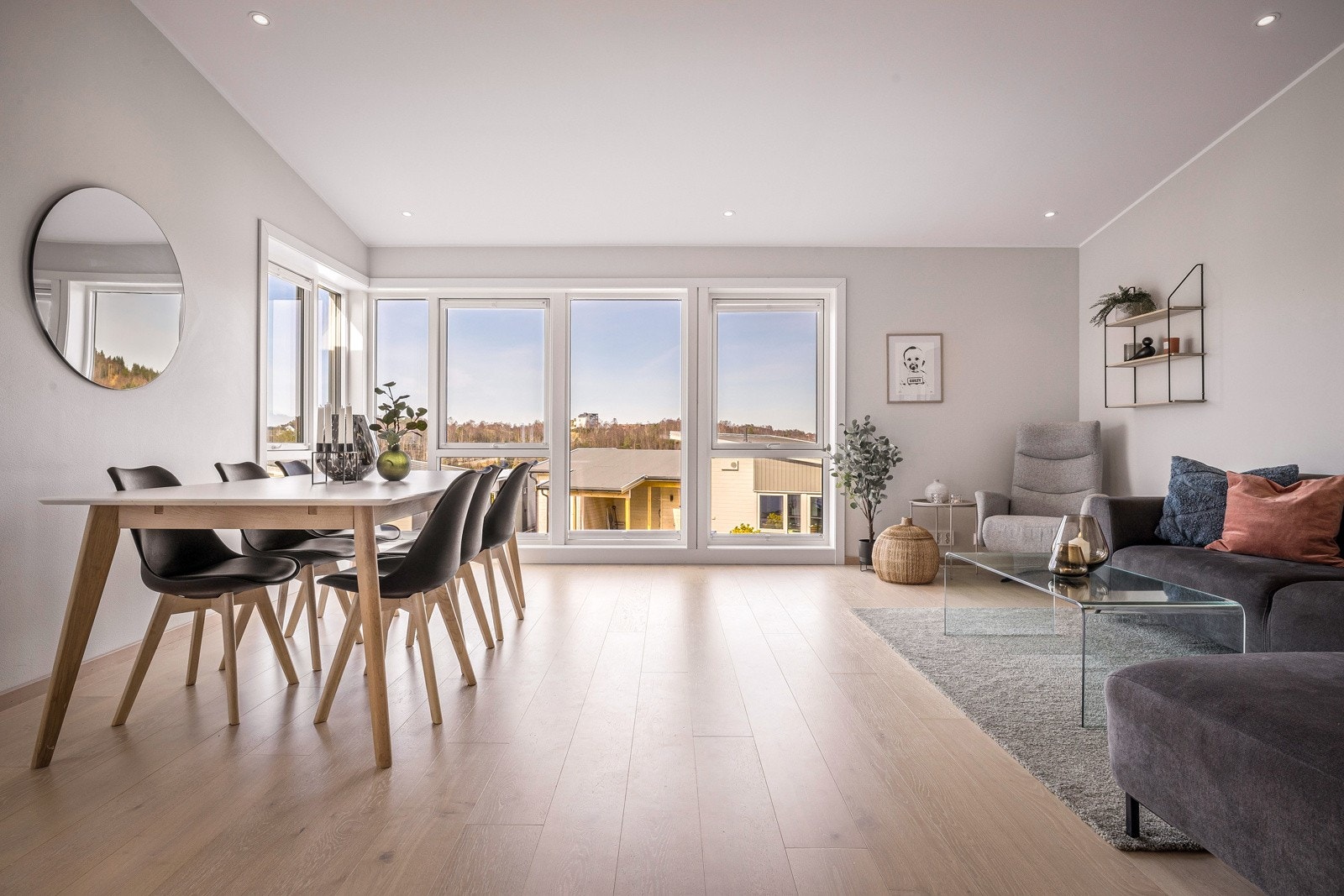 - Lekker 1.stavs parkett på gulvet - Galleribilde