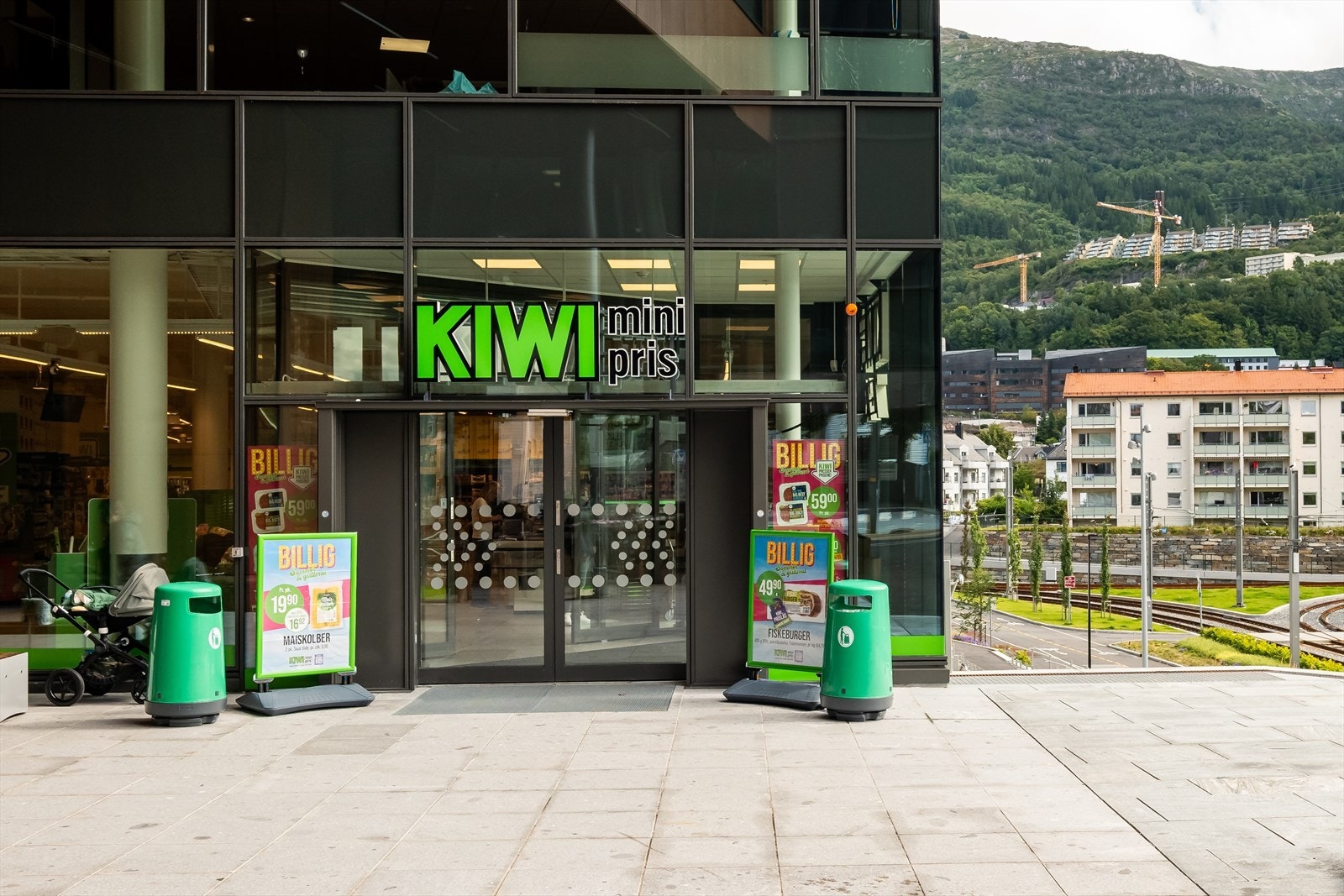 - Enkel dagligvarehandel på KIWI - Galleribilde