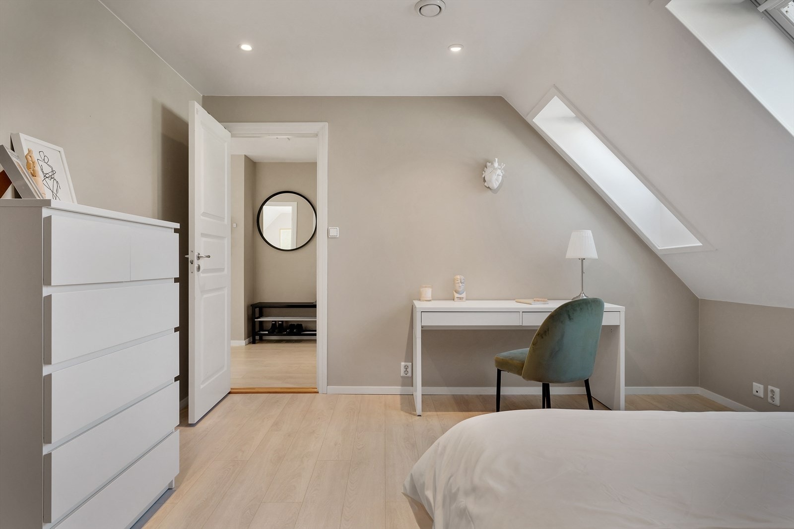 Soverommet er på ca 13kvm. Galleribilde