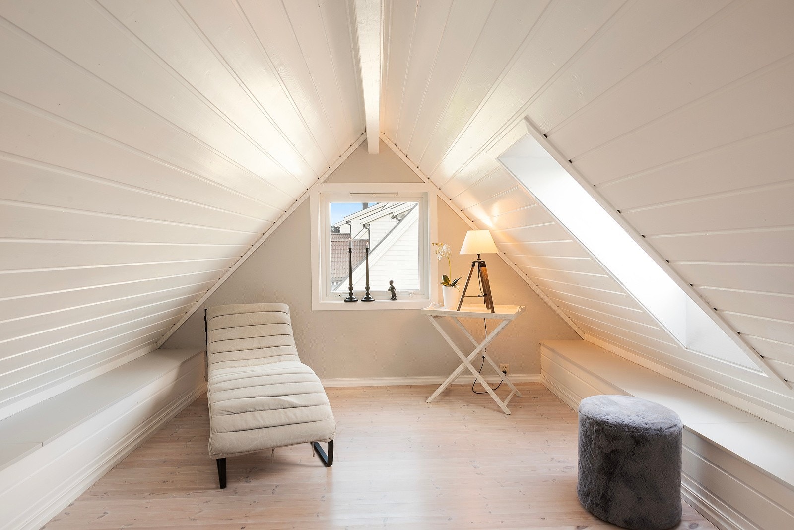 En ekstra stue er fint for både store og små i familien Galleribilde