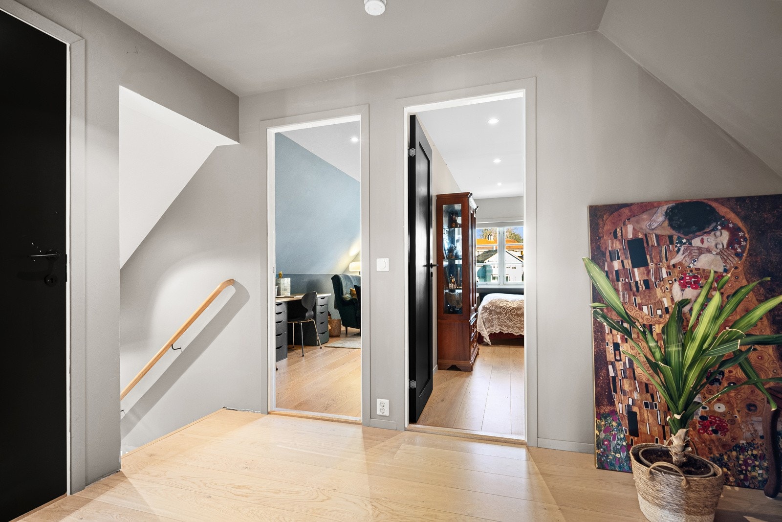 Bildene til neste plantegning er fra Øverste plan. Her vises de to barnerommene Galleribilde