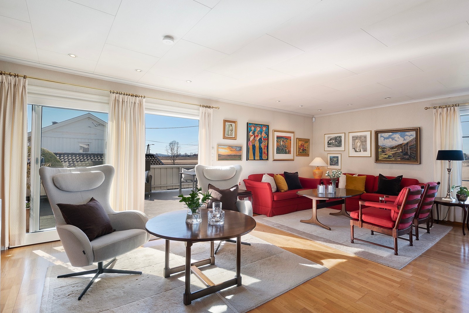 Stor vinkelstue mot syd Galleribilde