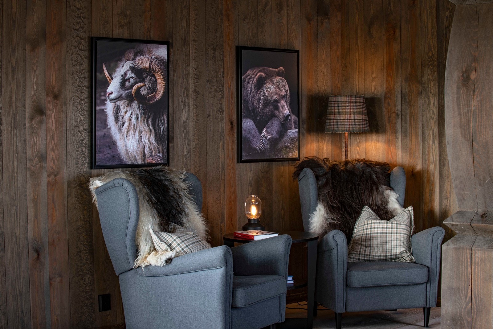 Her kan man nyte en god bok. Galleribilde