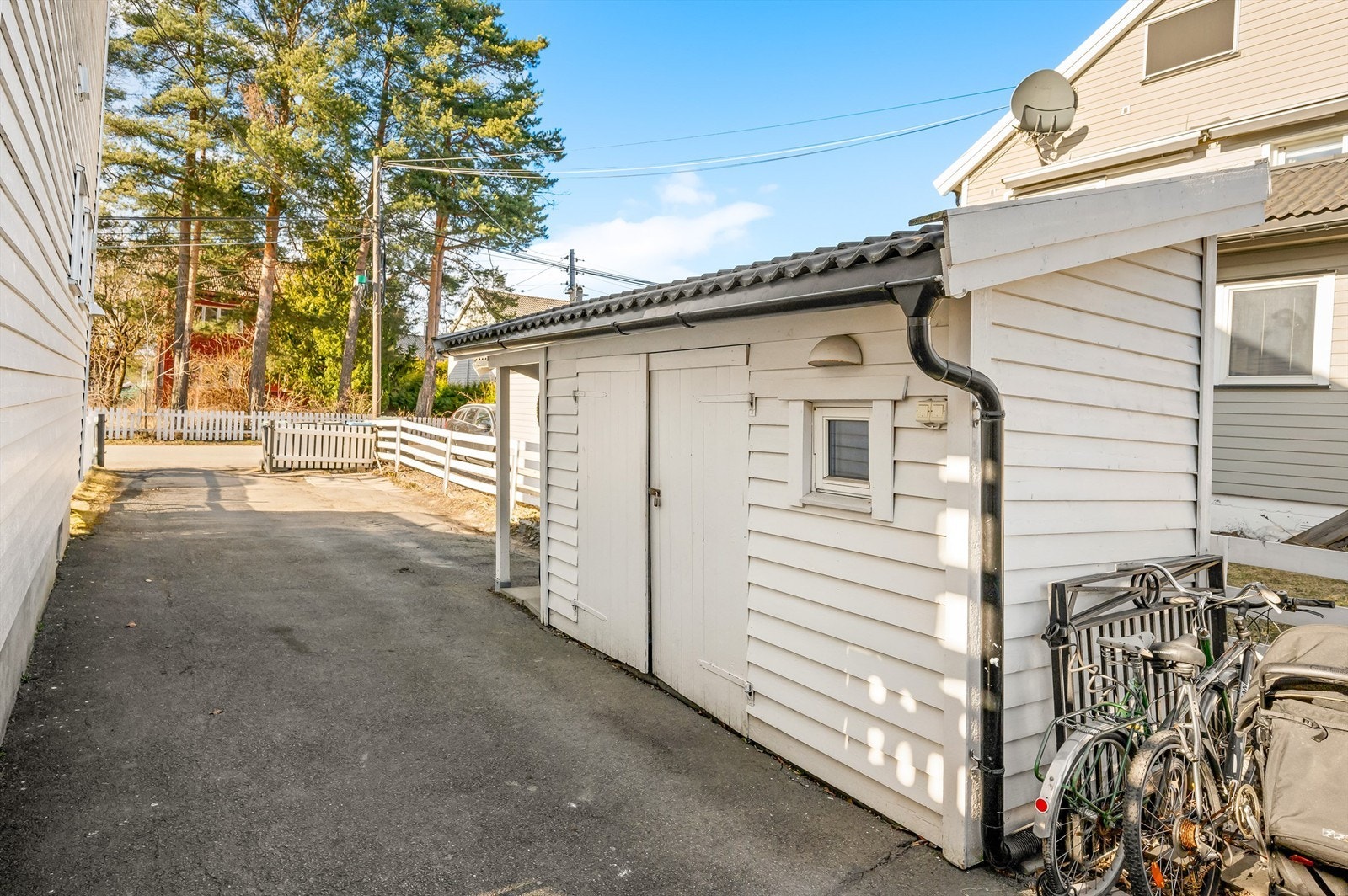 Boligen disponerer også 1/3 av felles bod. Galleribilde