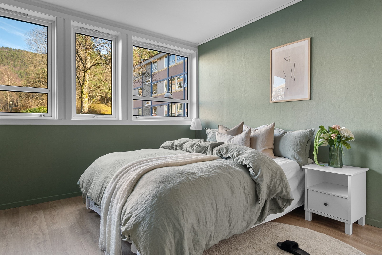 - Malt i en behagelig grønntone - Galleribilde