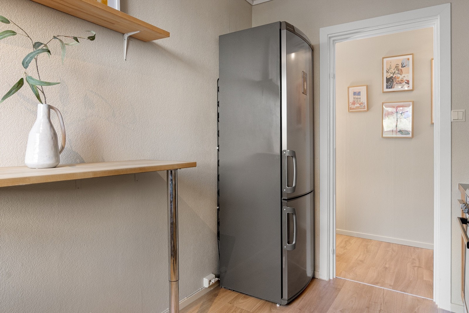 - Plass til en spisesone på kjøkkenet hvor frokosten kan nytes - Galleribilde