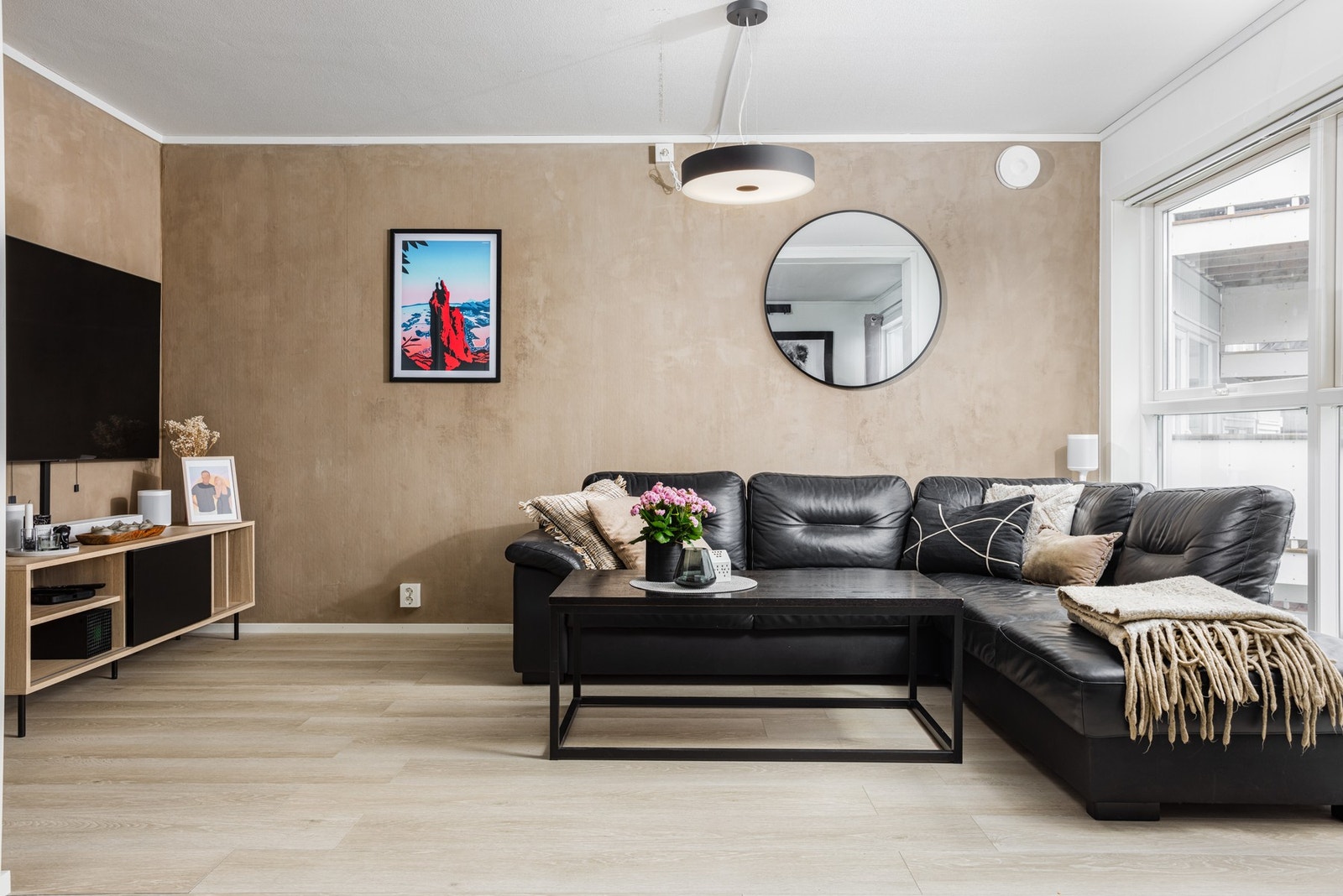 Likevel ivaretas naturlige soner for møblering. Galleribilde