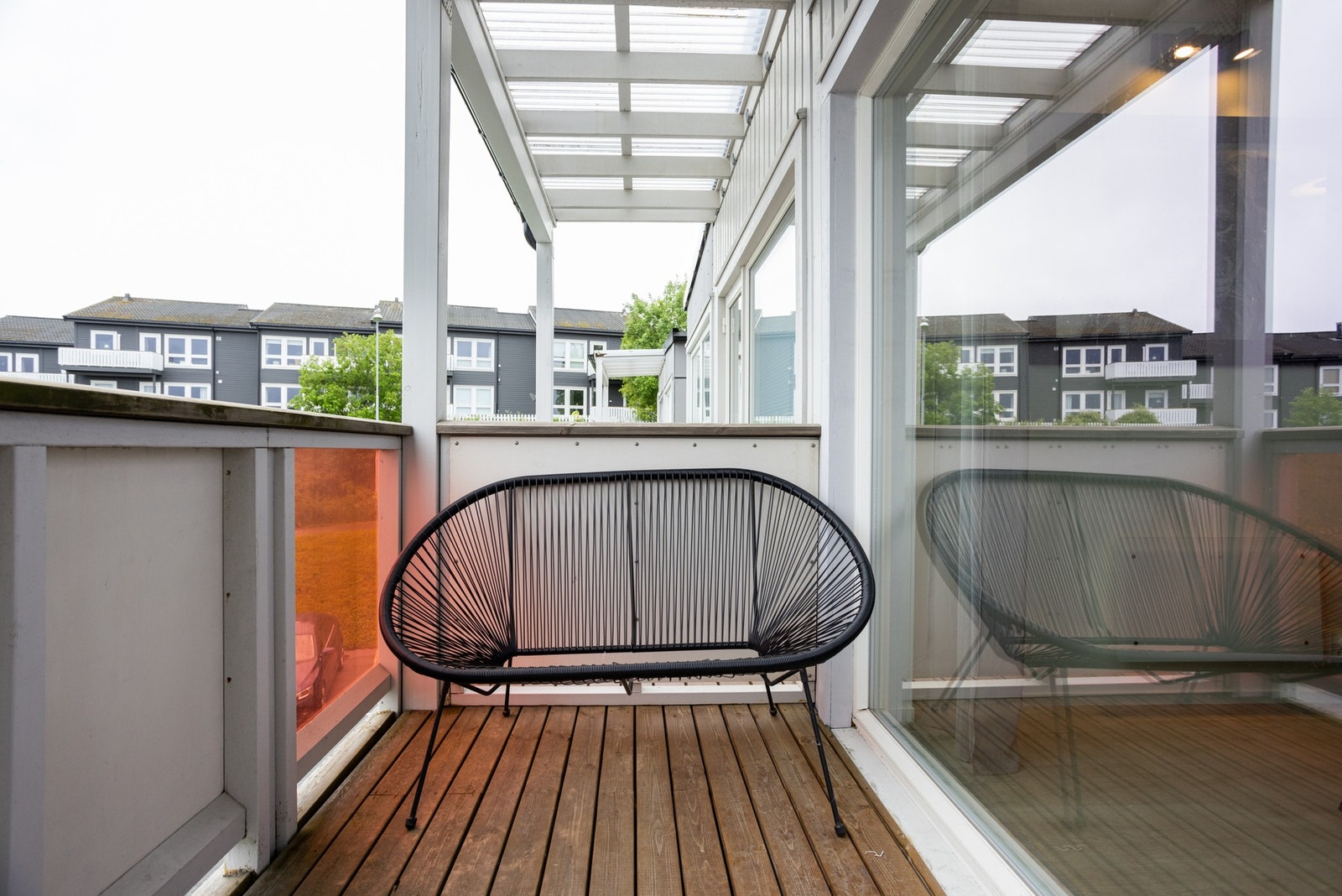 Sørvendt balkong. Galleribilde