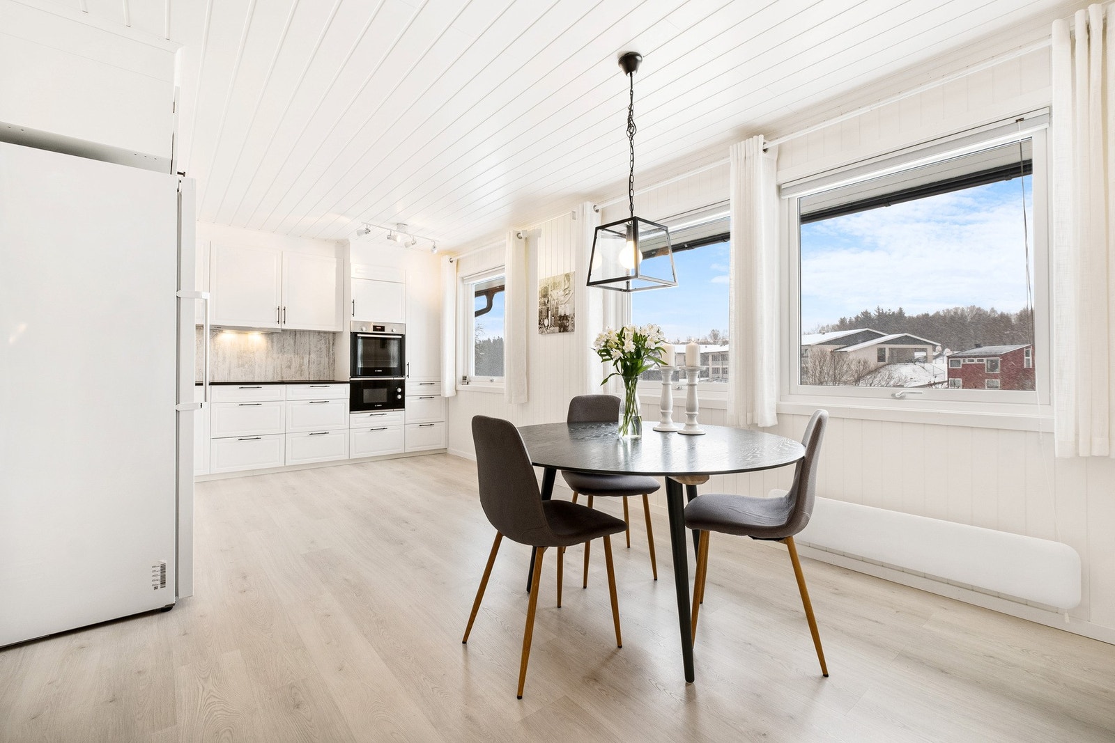 Flotte vindusflater som ble skiftet ut i 2024. Galleribilde
