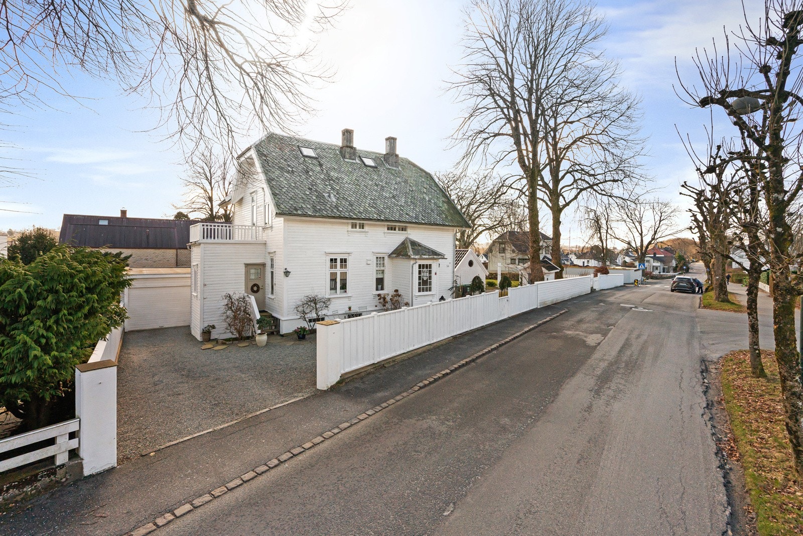 Bare en kort spasertur unna ligger fasjonable Hermetikklaboratoriet, hvor man finner både Matmagasinet og Michelinrestauranten Hermetikken. Galleribilde