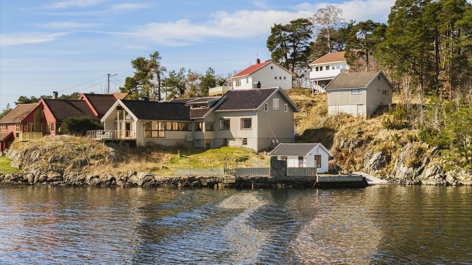 Even Guttormsen presenterer Trollnes 43 en fantastik eiendom med lang strandlinje Galleribilde