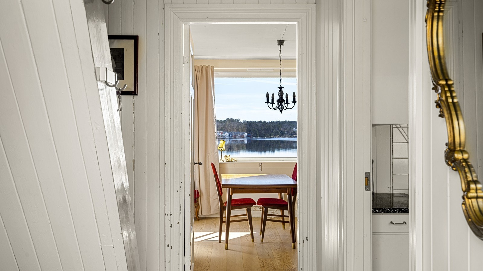 Utsikt fra stuen i gamledelen Galleribilde