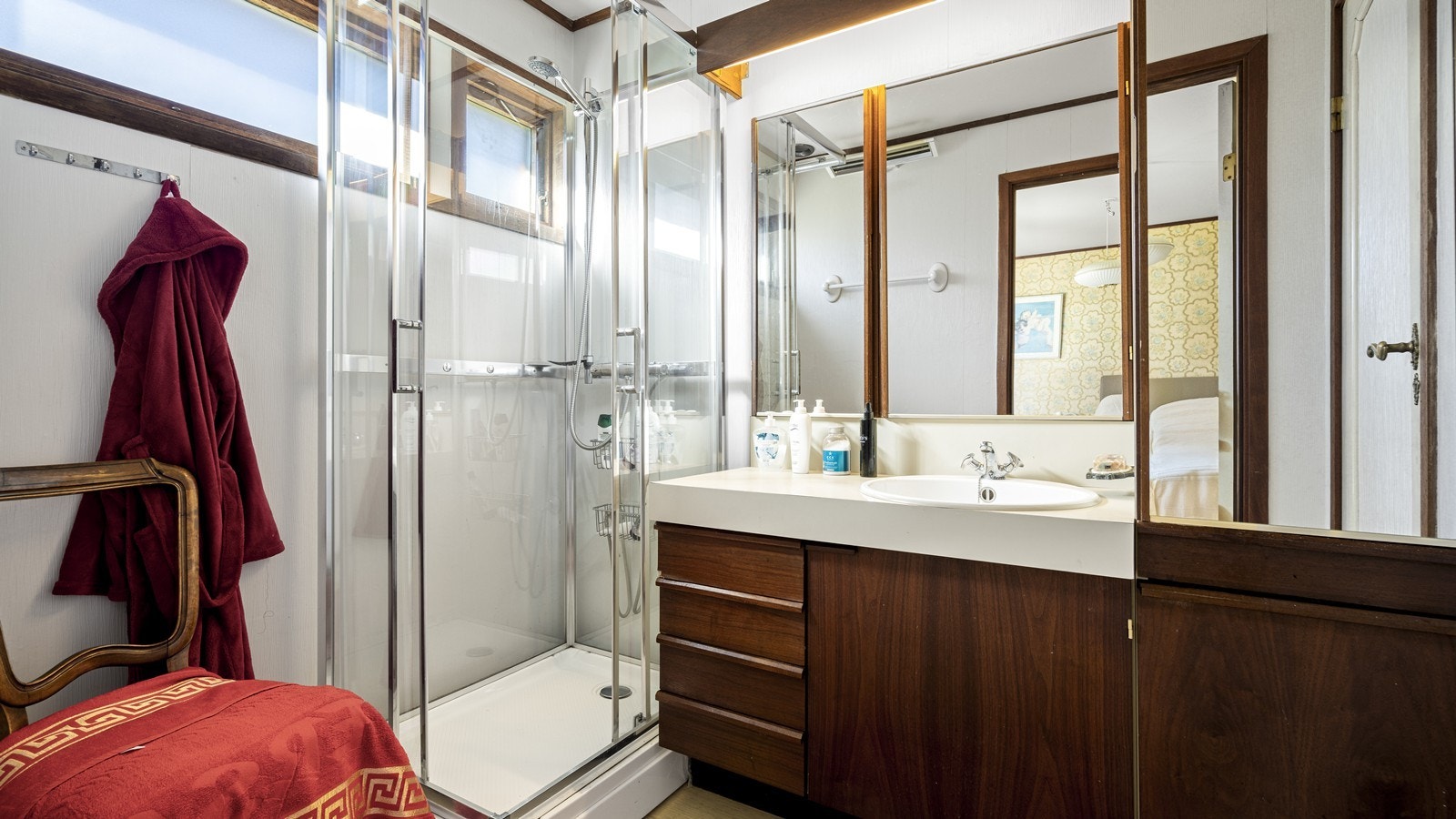 Bad i hoveddel Galleribilde