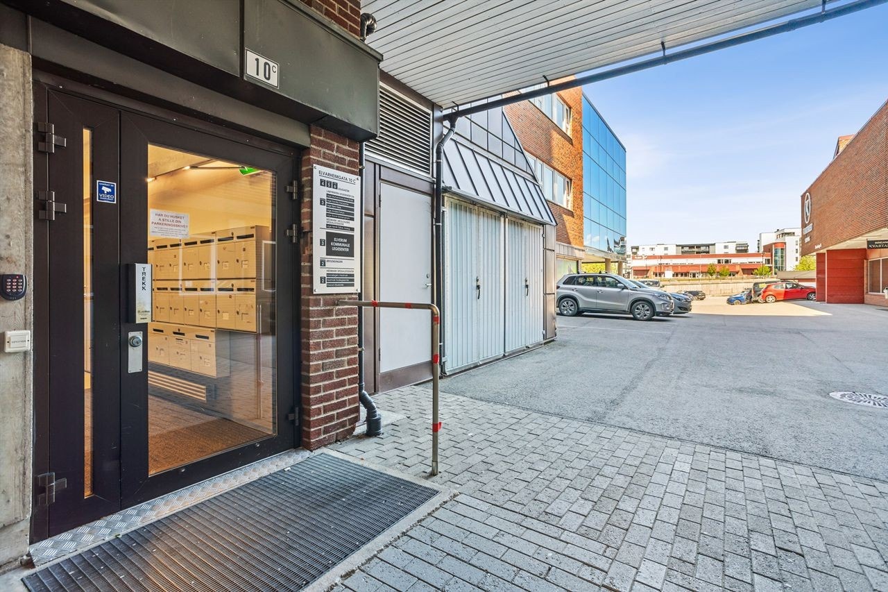 Inngangspartiet til bygget. Galleribilde