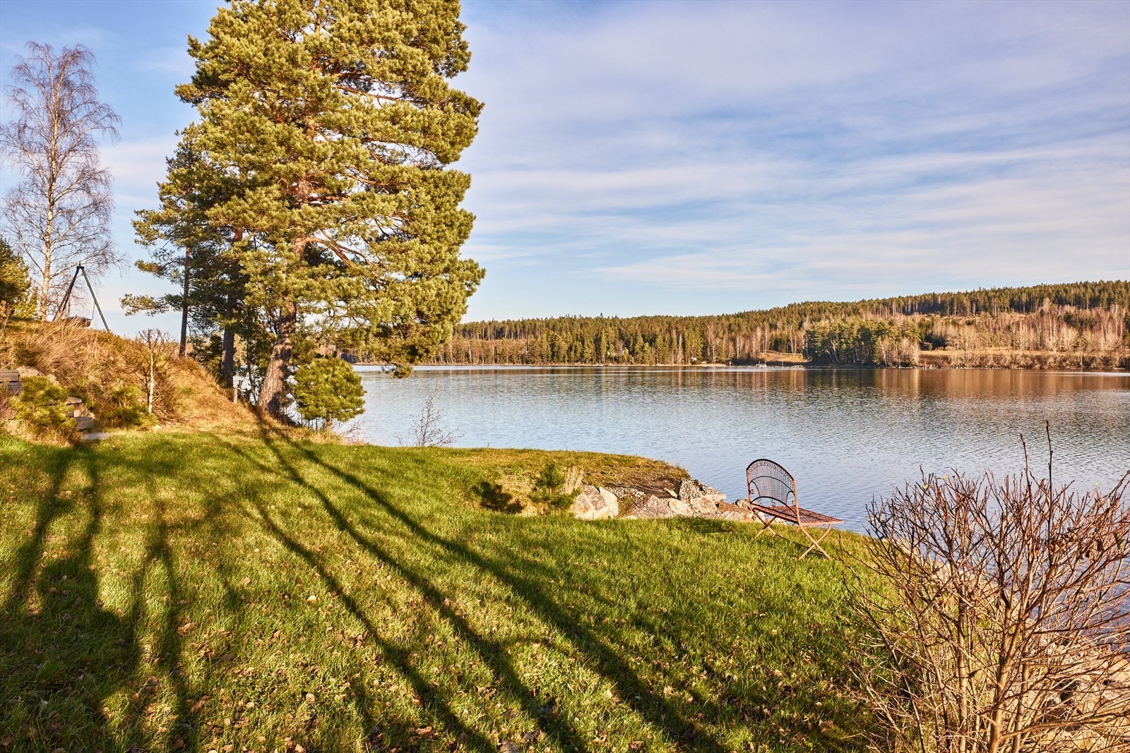 I tillegg er det kun 20 minutters kjøretur til Sverige, som gir ekstra shopping- og reisemuligheter. Galleribilde