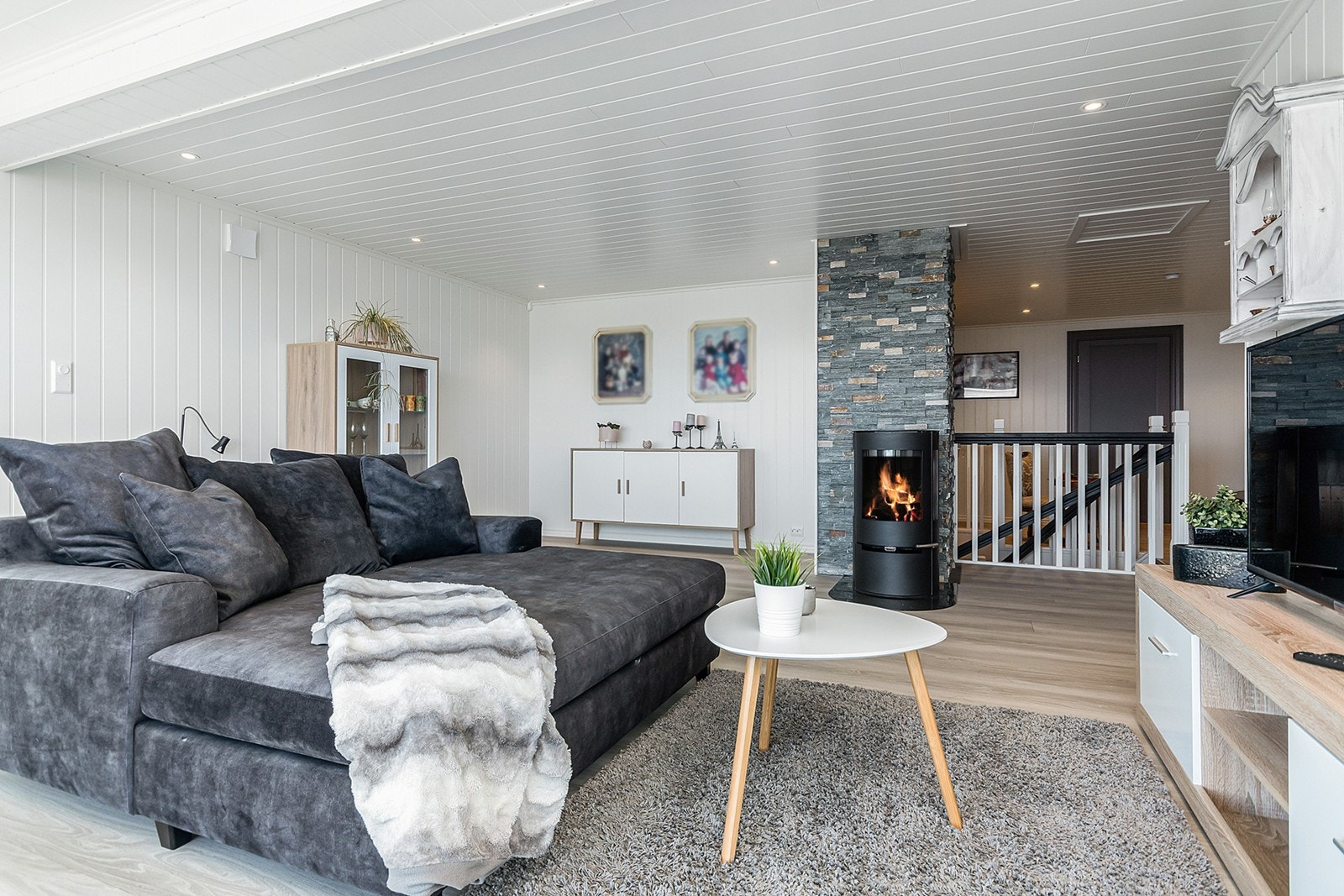 Stue i 2. etasje. Galleribilde