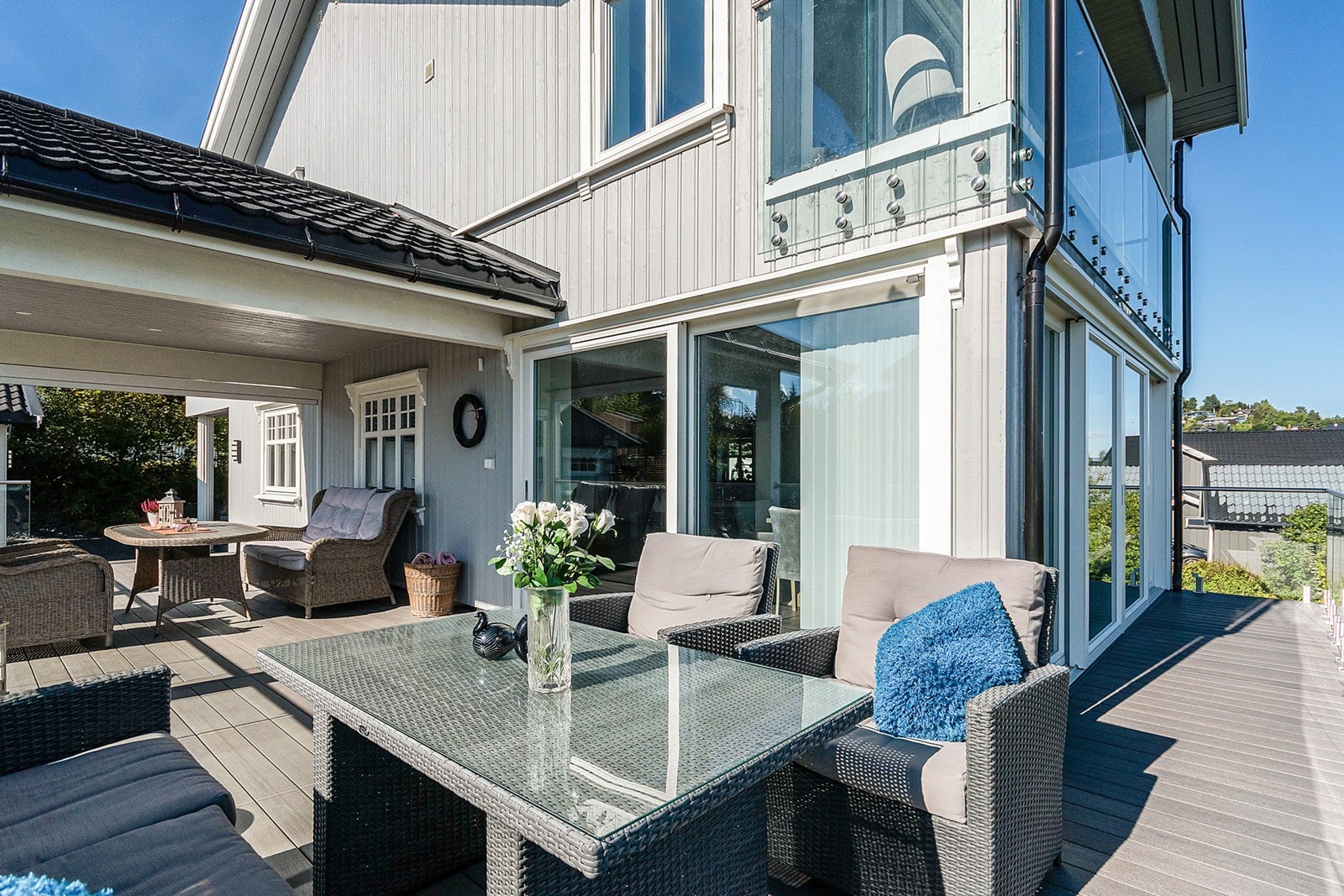 Flotte uteplasser på terrassen! Galleribilde