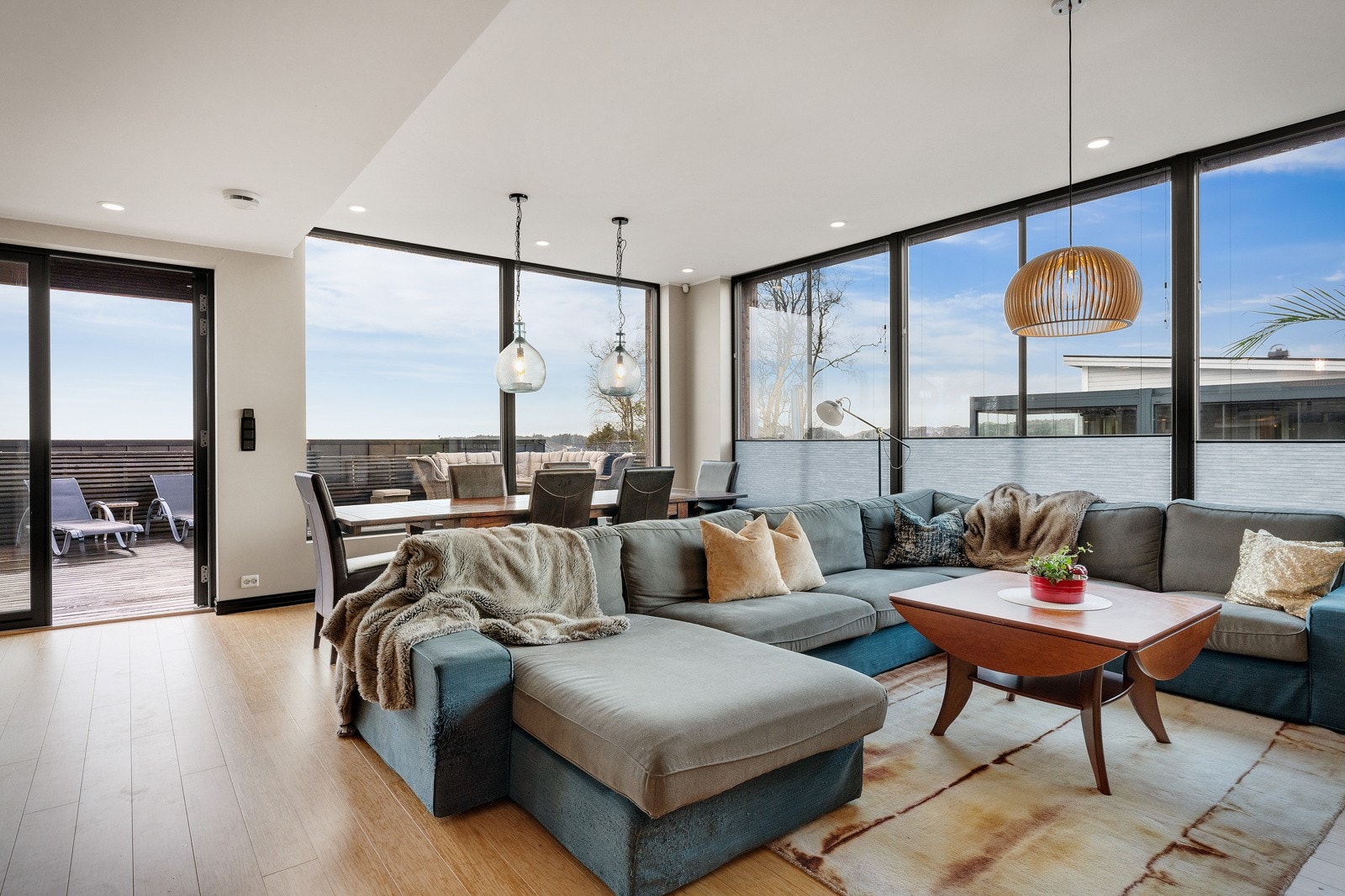 Her er det lyst og trivelig Galleribilde