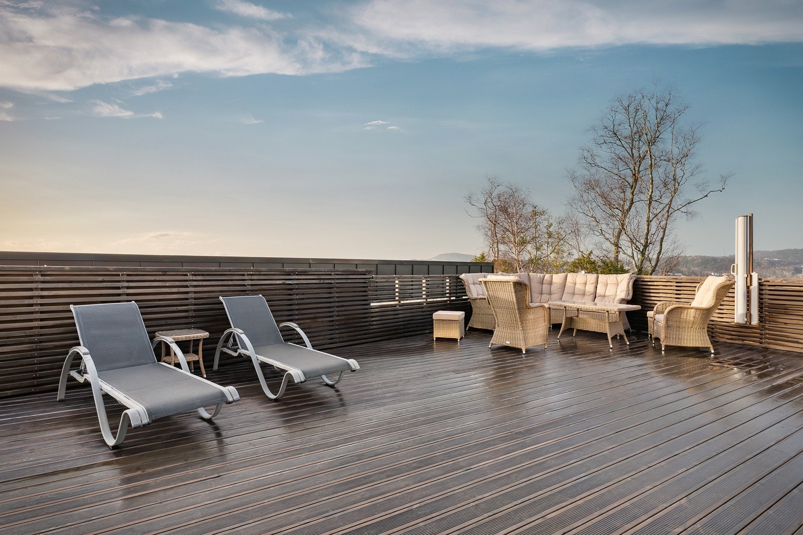 Rikelig med plass til sol, grilling og "brygge-dans" Galleribilde