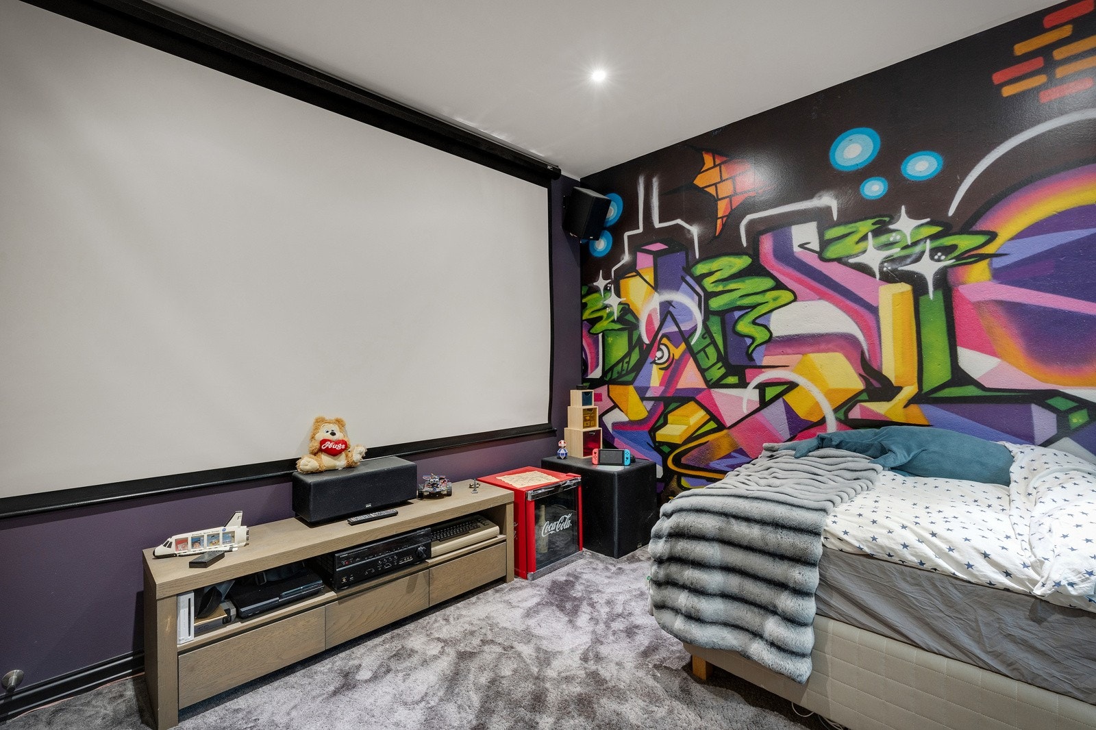 Kjellerstue/soverom 5 Galleribilde