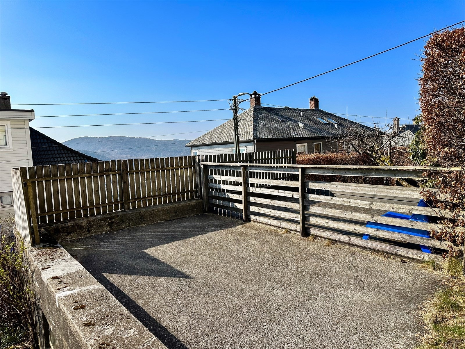 Felles terrasse på garasje taket. Galleribilde