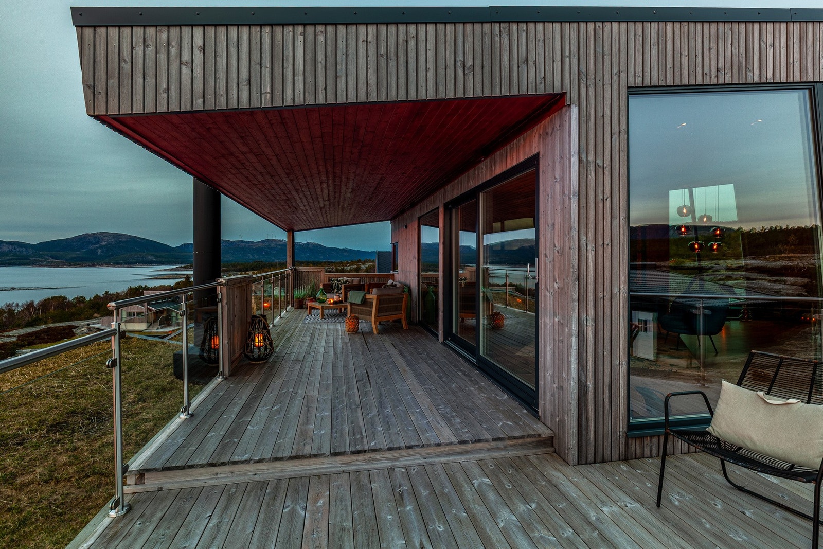 Her kan man nyte sene sommerkvelder mens man ser på solnedgangen Galleribilde