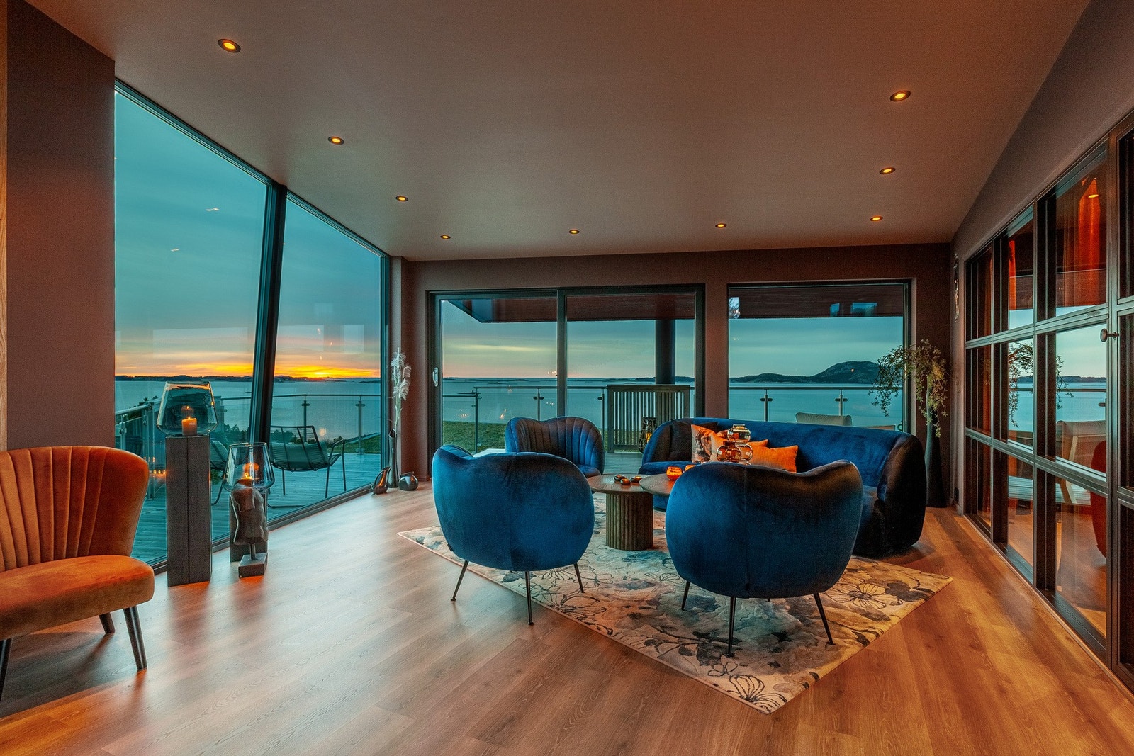 Loftstue - Kveldstid Galleribilde