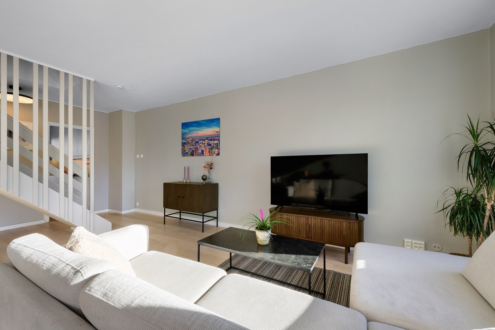 Gode lysforhold stue Galleribilde