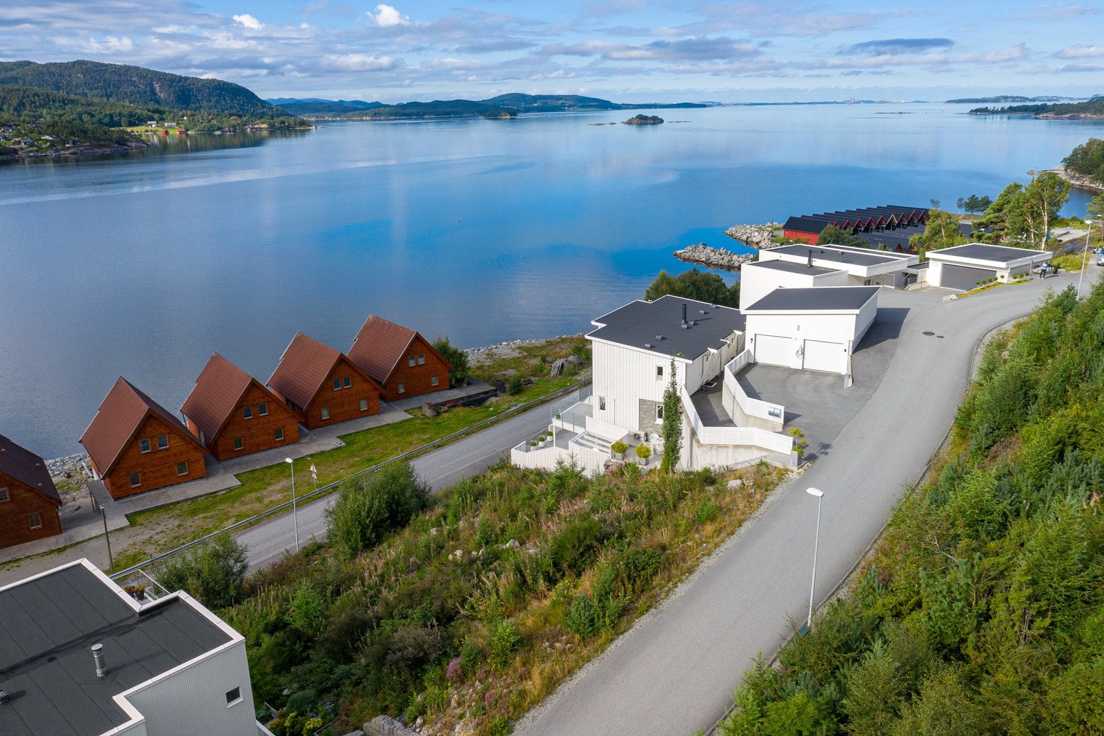 EIE eiendomsmegling v/ Rebekka Levik presenterer Storevigbakken 6! Galleribilde