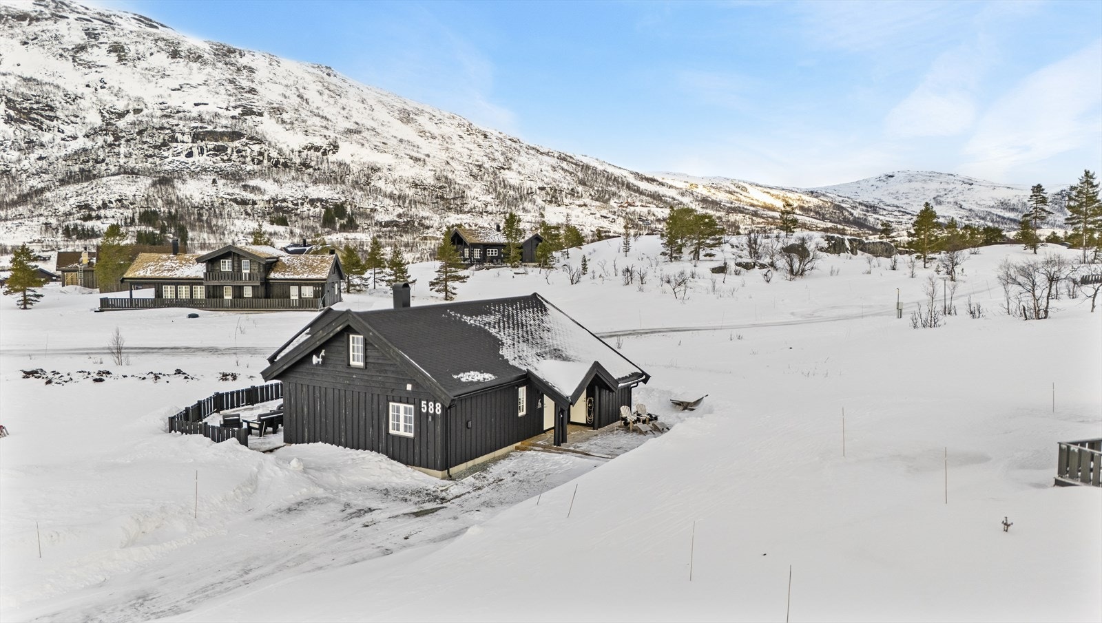 Perfekt for vinterglede - Kort vei til skiløyper og naturopplevelser Galleribilde