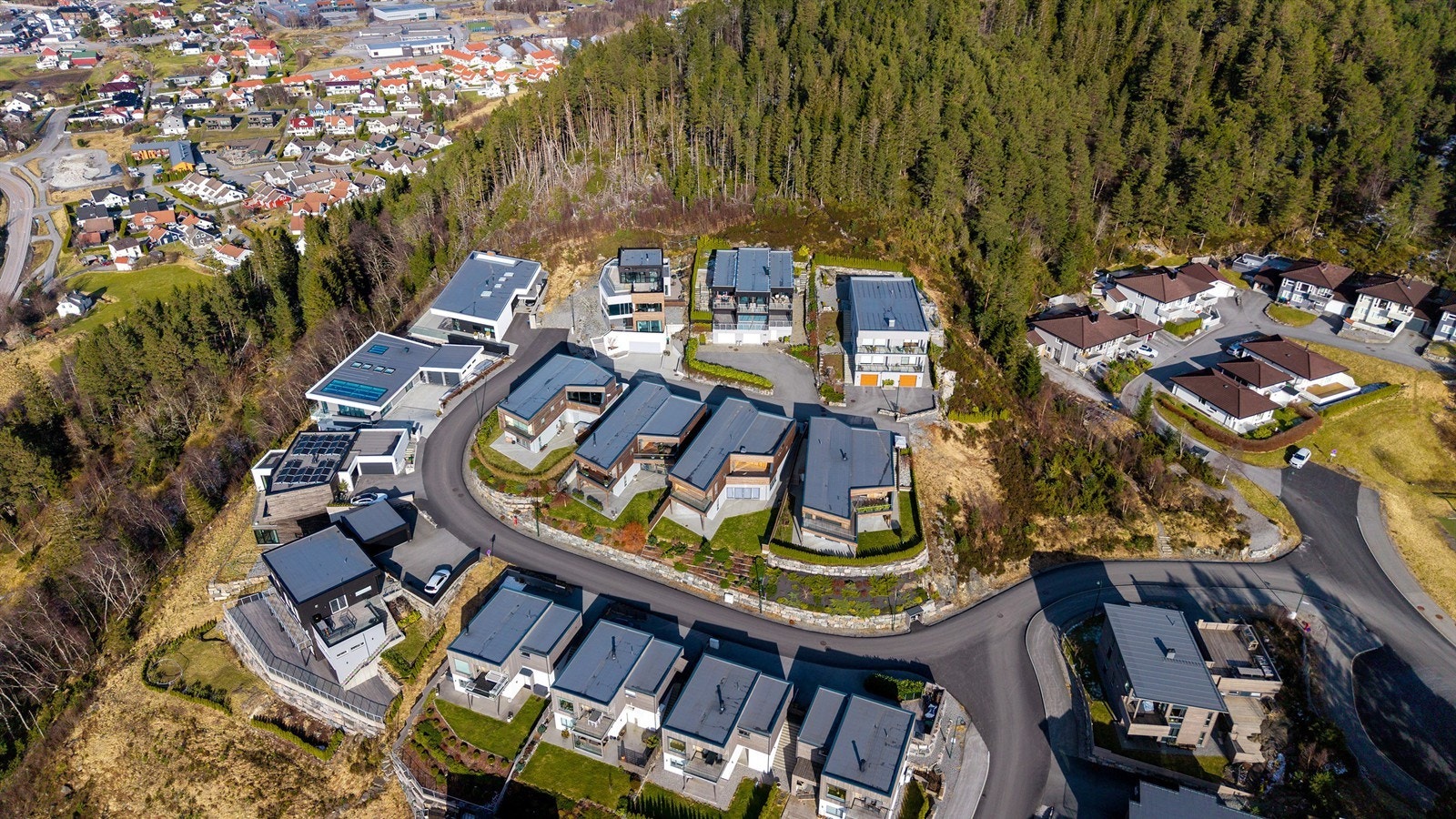 Dronebilde over Rindehøgda sett fra fugleperspektiv Galleribilde