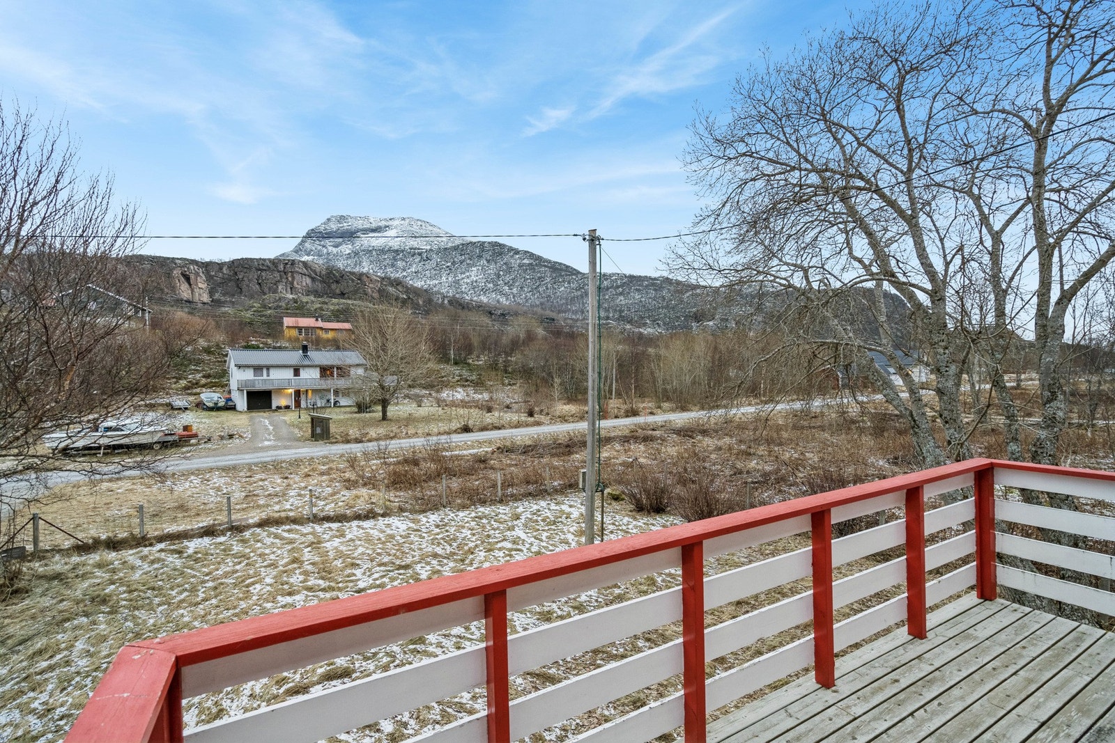 I tillegg har du balkong på framsiden av huset. Galleribilde