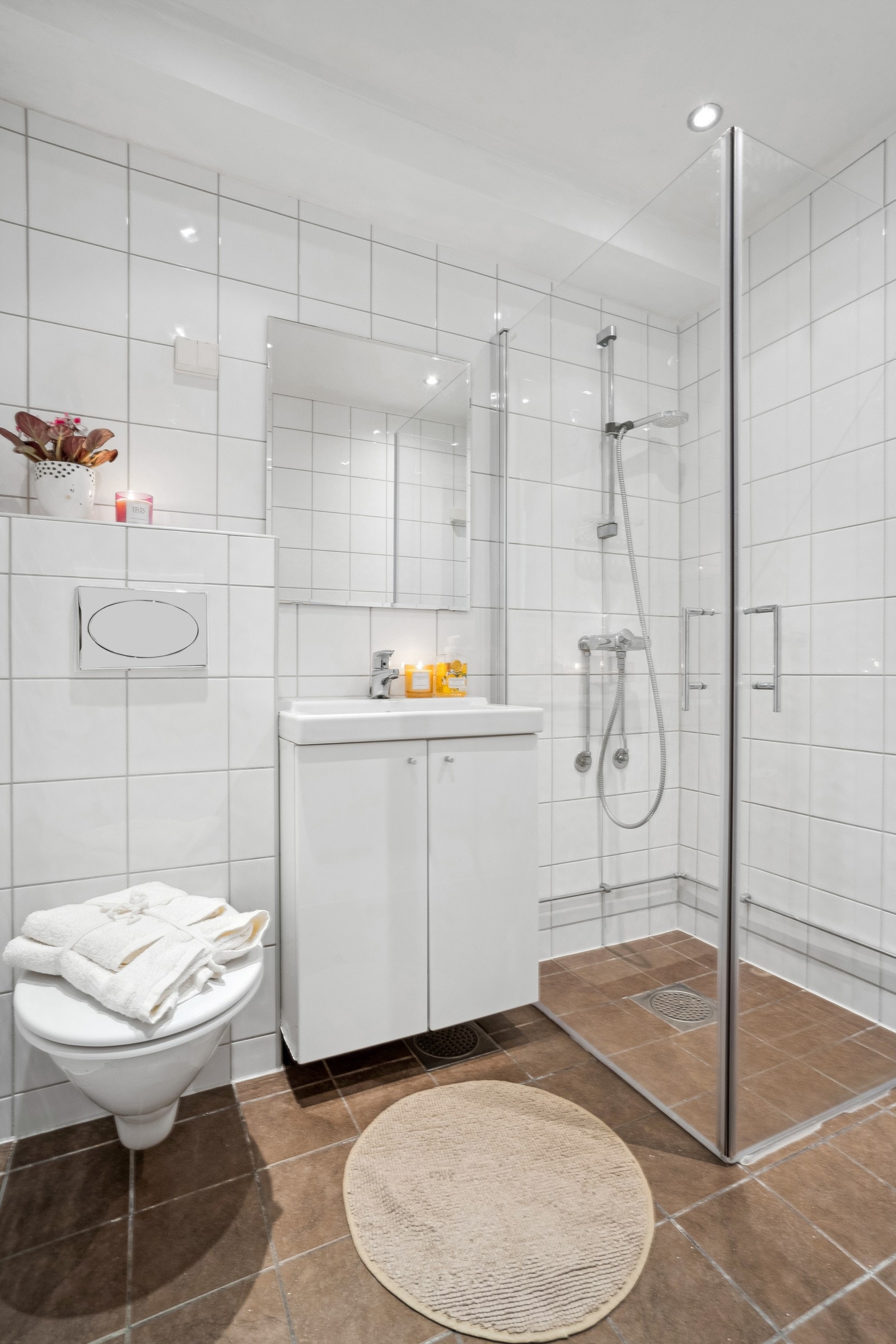 Lyst og moderne bad fra 2007 Galleribilde