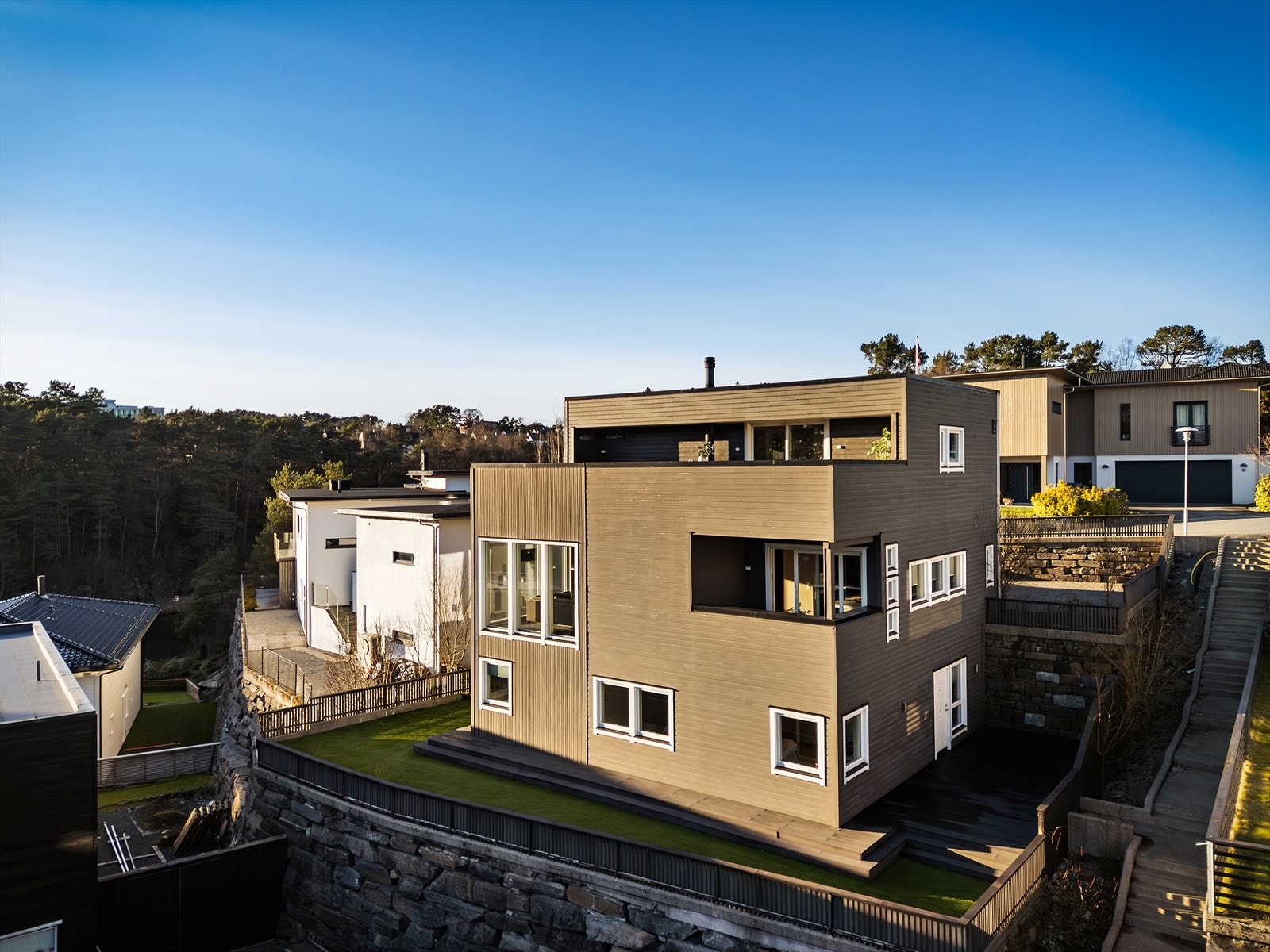 Steinsvikkroken 33B presenteres av Thomas Bull Wingaard v/EiendomsMegler 1 Galleribilde