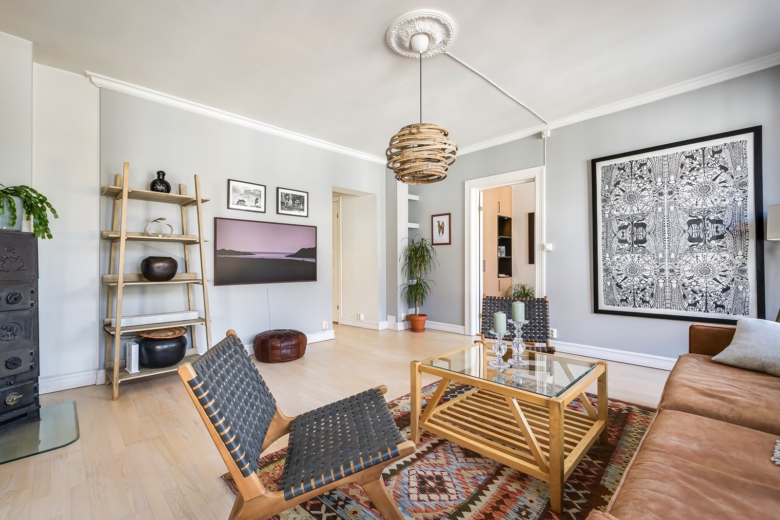 Kabel-TV og internett fra Telia er inkludert i de månedlige felleskostnadene. Galleribilde