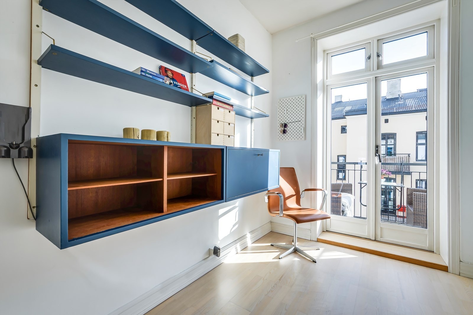 Fra soverom 2 er det tilgang til leilighetens andre balkong. Galleribilde