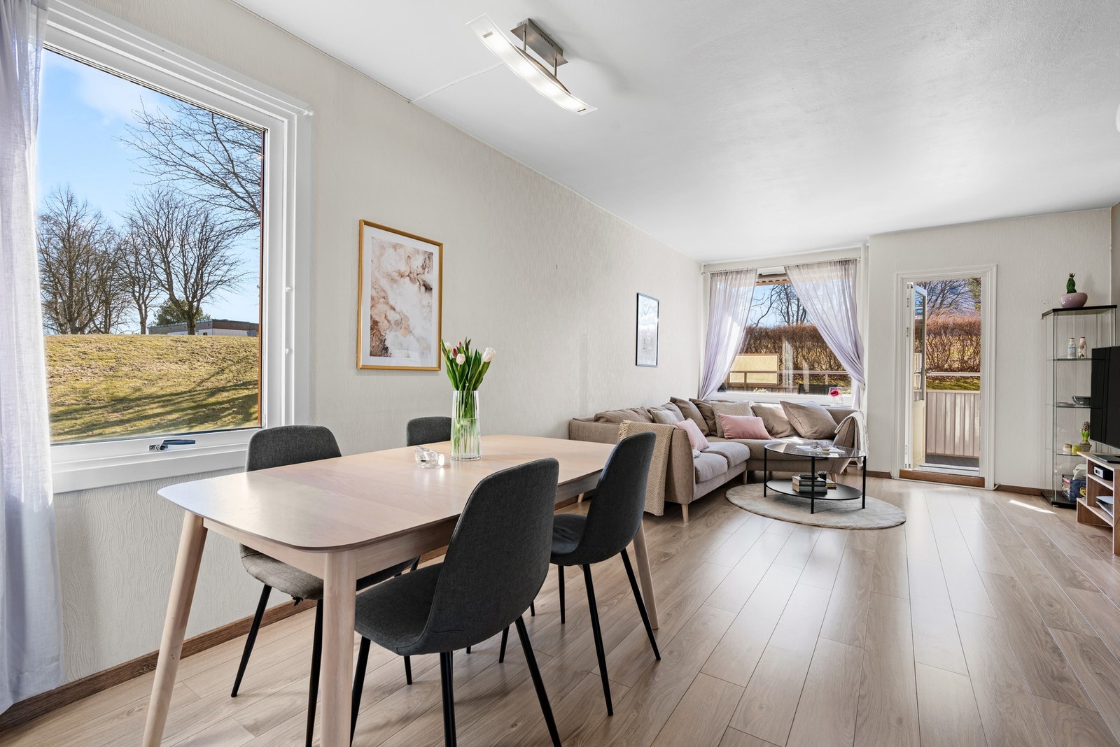 En lys og fin 3-roms endeleilighet Galleribilde