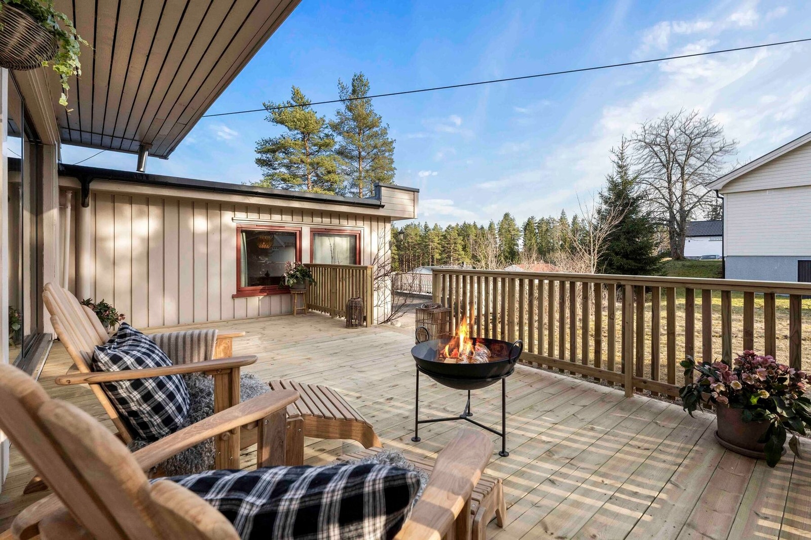 God plass til grill, lounge mm Galleribilde