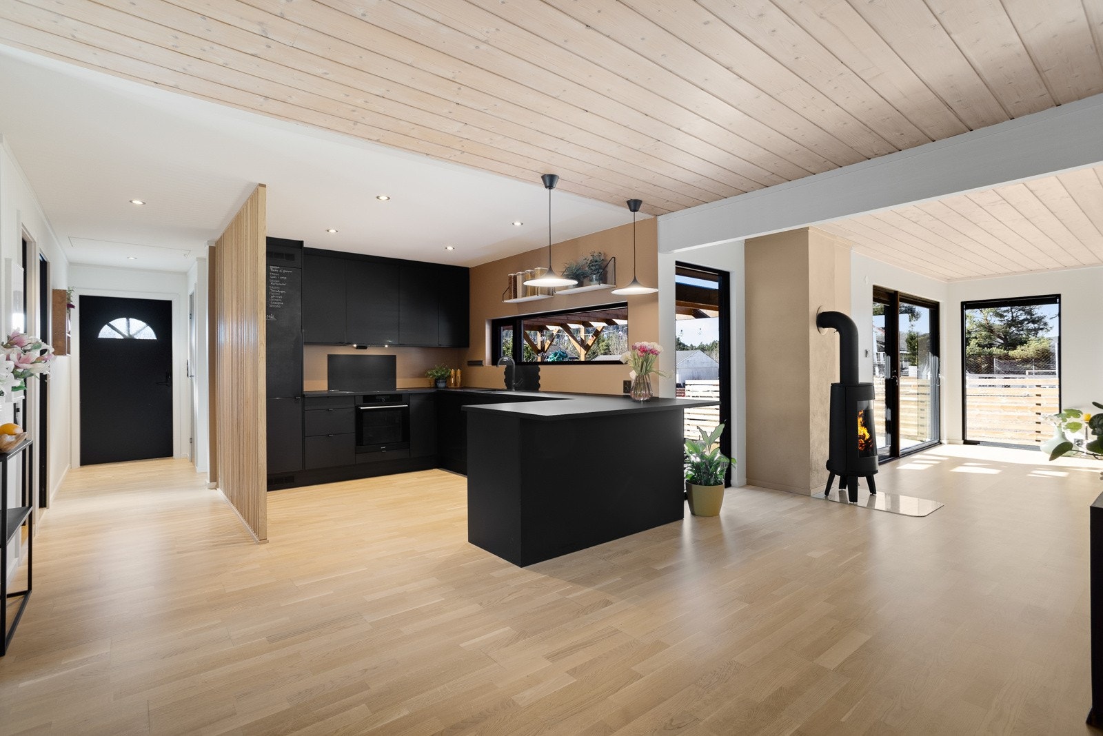 Eiendommen ble betydelig oppgradert fra 2020, og har en god standard. Galleribilde