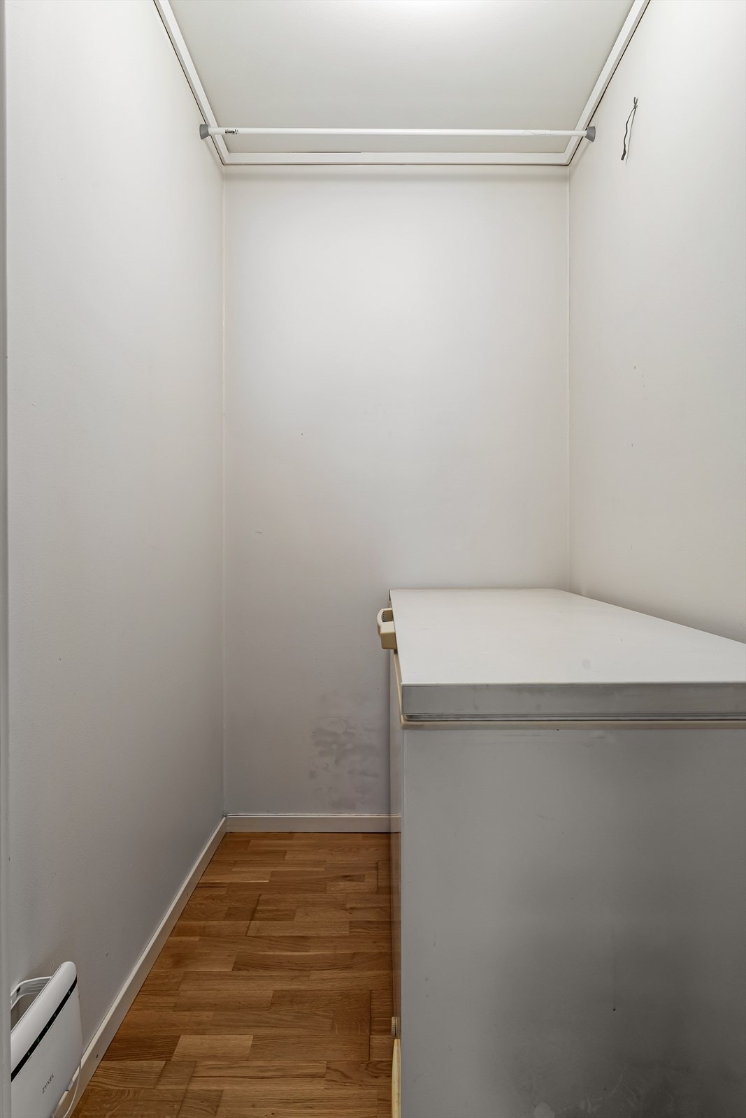 Innvendig bod. Galleribilde