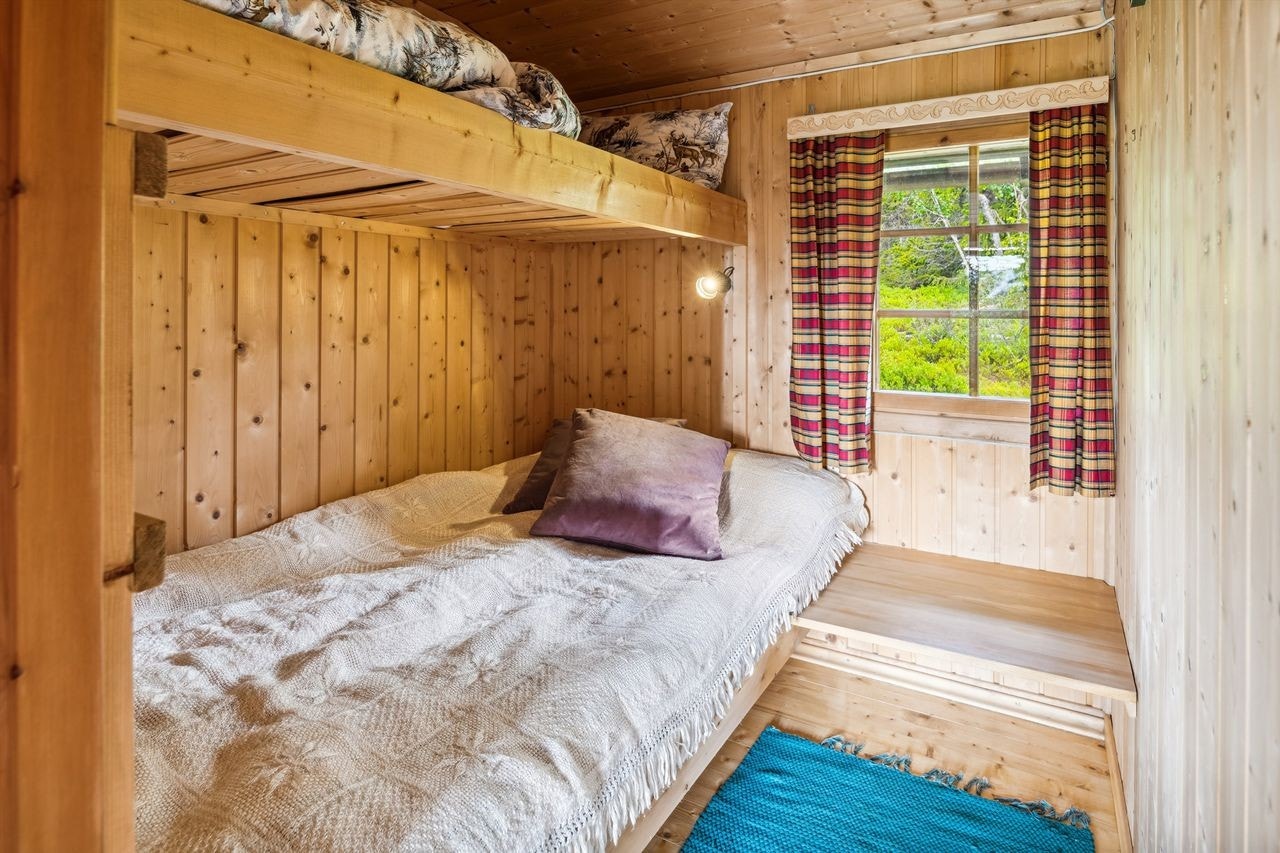 Soverom 2 har familiekøyeseng Galleribilde