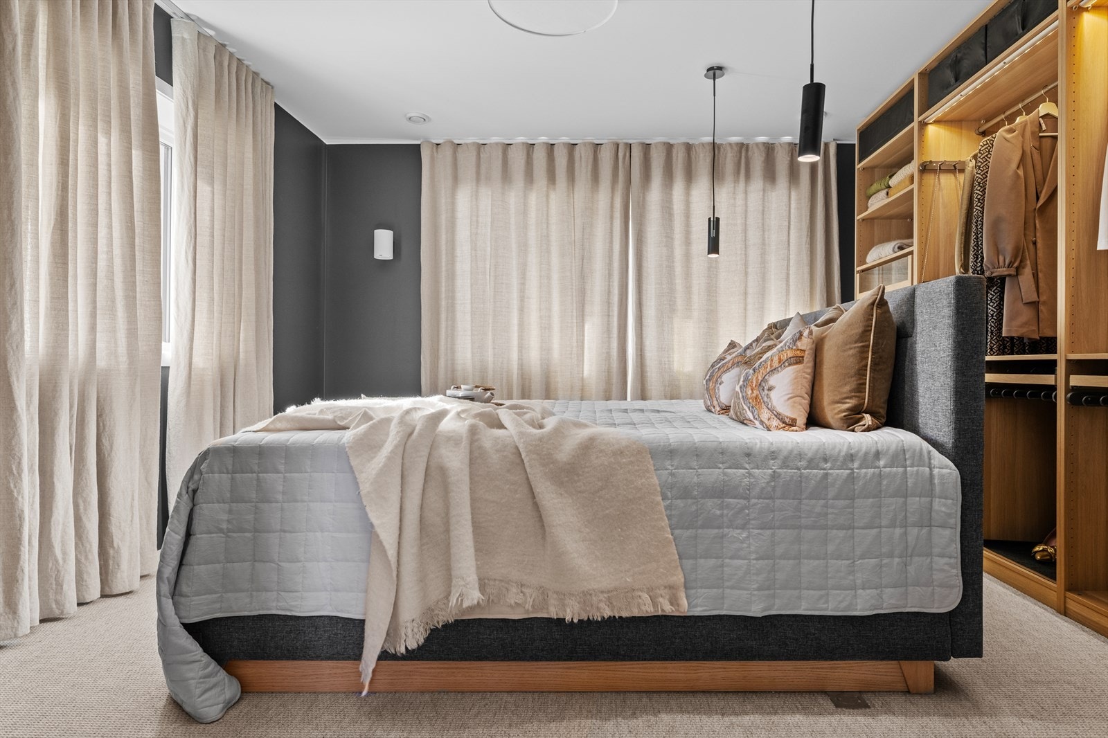 2etg Soverom1 01 Galleribilde