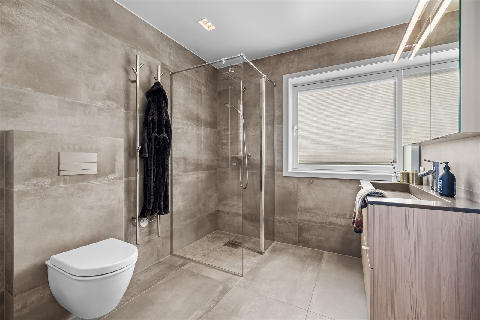 2etg Bad 02 Galleribilde