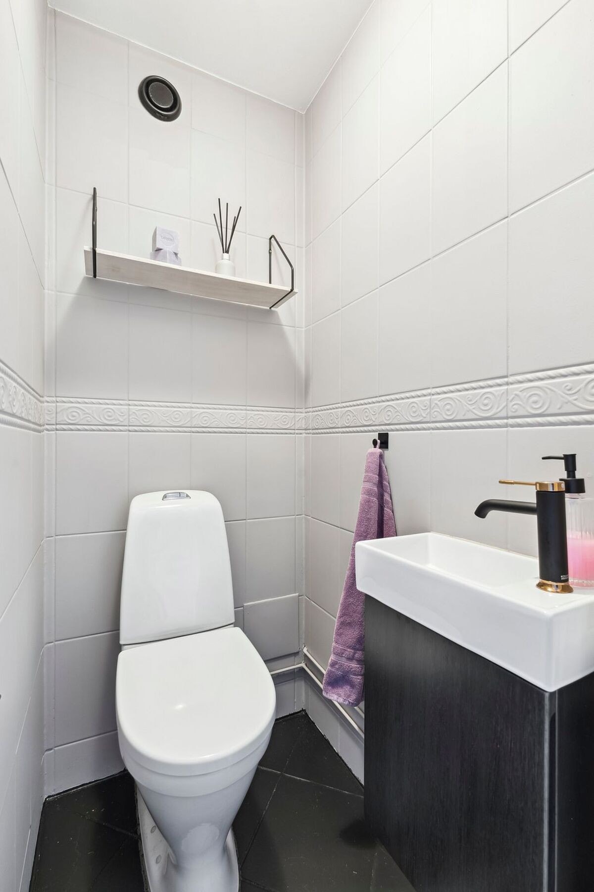 Praktisk med ekstra toalettrom Galleribilde