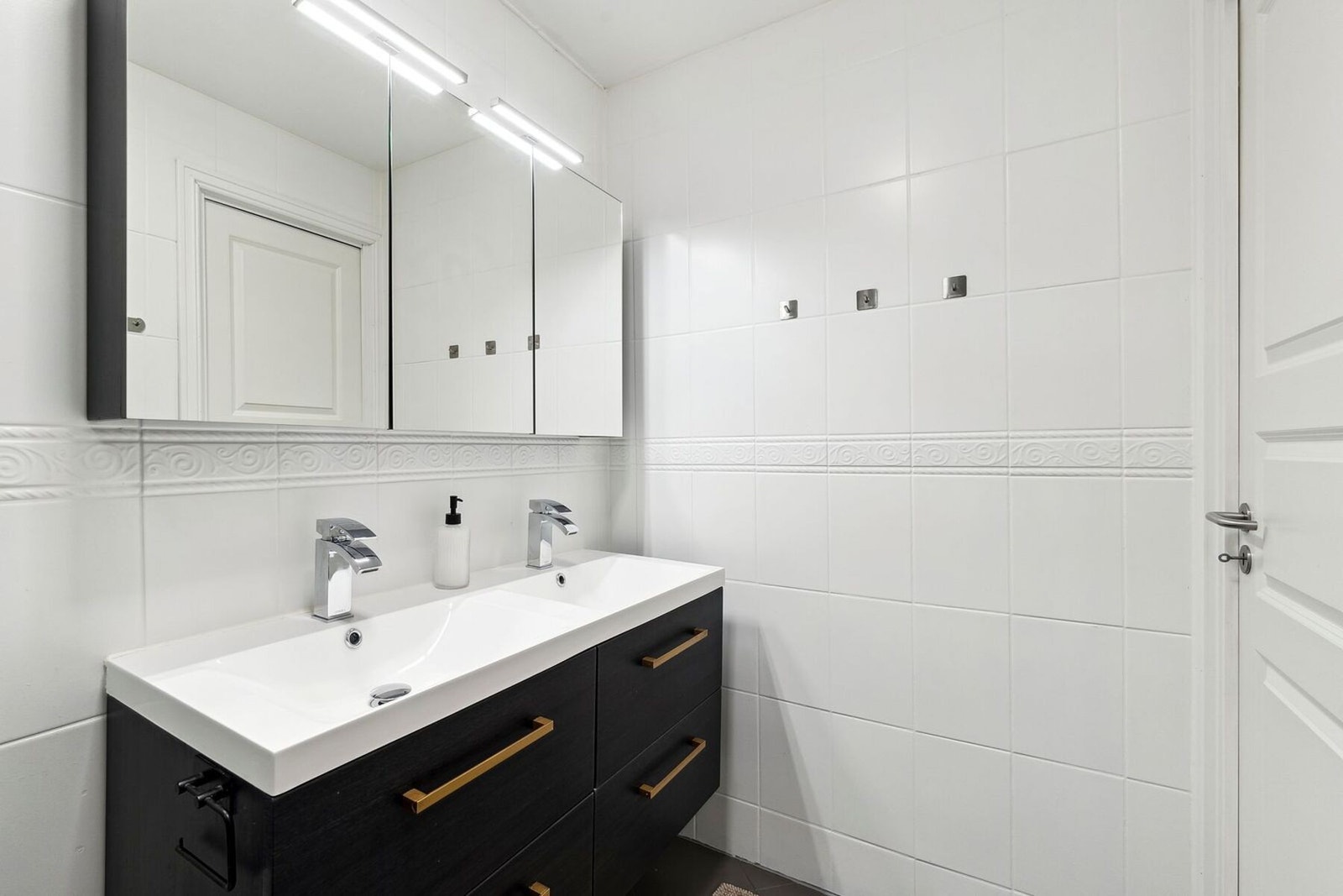 Dobbeltvask gir deg godt med plass Galleribilde