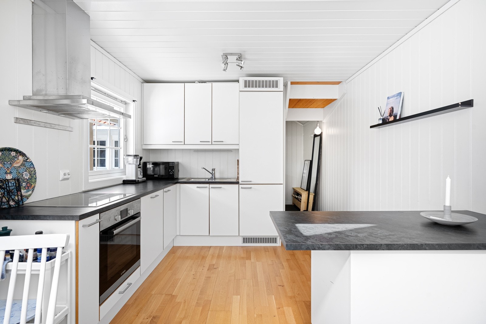 Leilighet stor - kjøkken Galleribilde